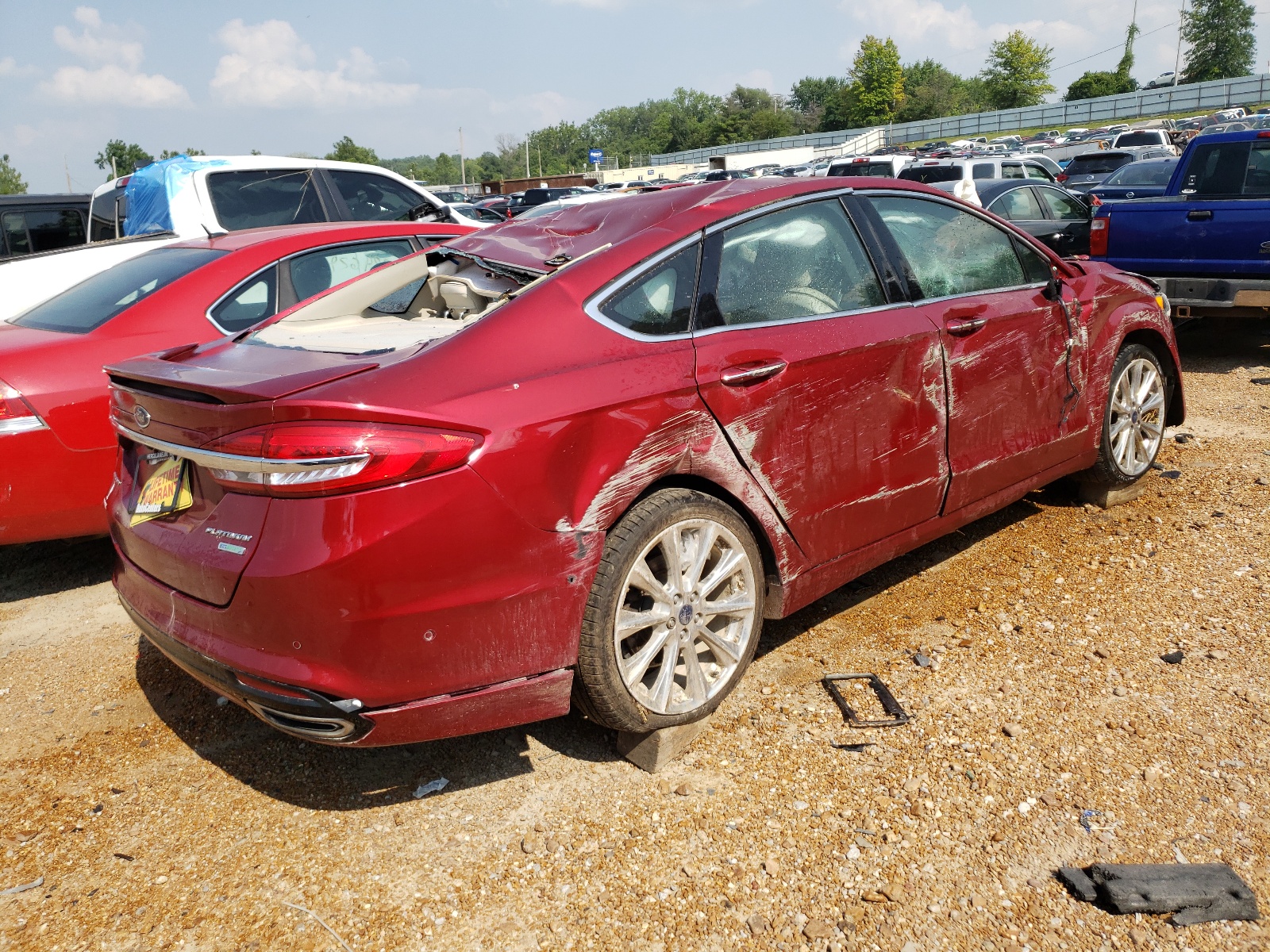Photo 4 from auction – 2017 FORD FUSION TIT with VIN 3FA6P0K95HR205770