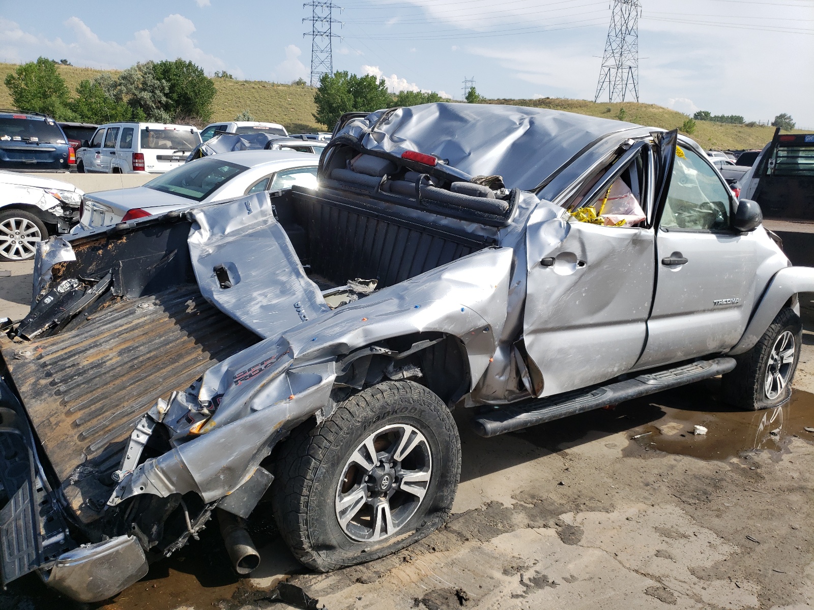Photo 4 from auction – 2015 TOYOTA TACOMA DOU with VIN 5TFLU4EN5FX139697