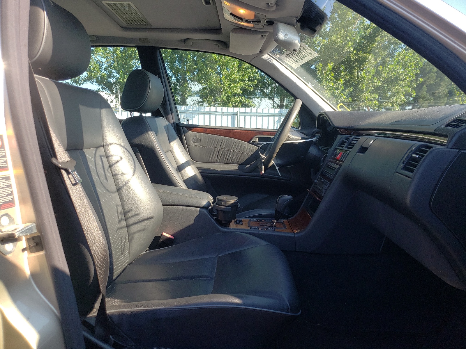 Photo 5 from auction – 2002 MERCEDES-BENZ E 320 4MAT with VIN WDBJF82J12X068565