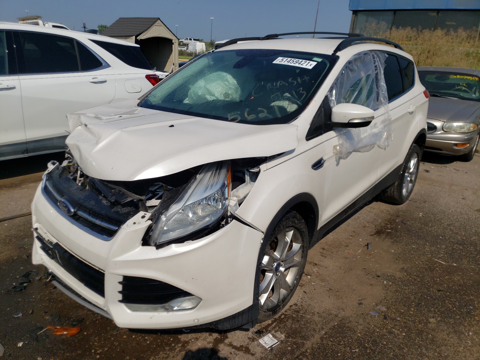 Photo 2 from auction – 2013 FORD ESCAPE SEL with VIN 1FMCU0HX8DUA85621