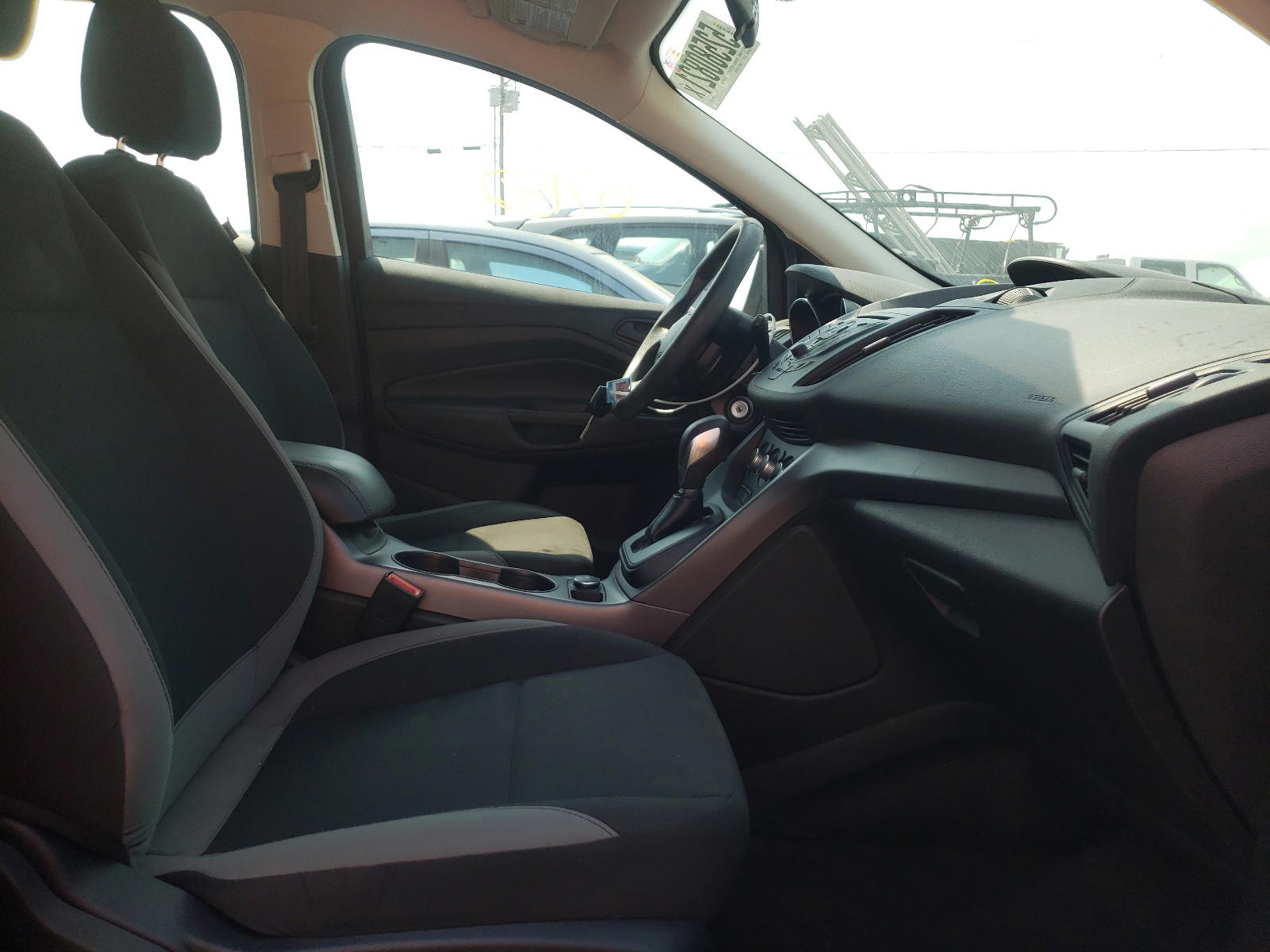 Photo 5 from auction – 2014 FORD ESCAPE S with VIN 1FMCU0F76EUD13975