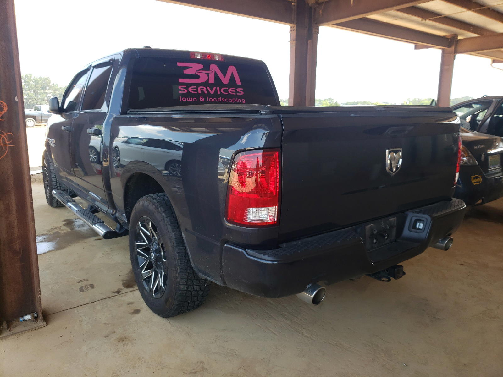 Photo 3 from auction – 2015 RAM 1500 ST with VIN 1C6RR6KT1FS608573