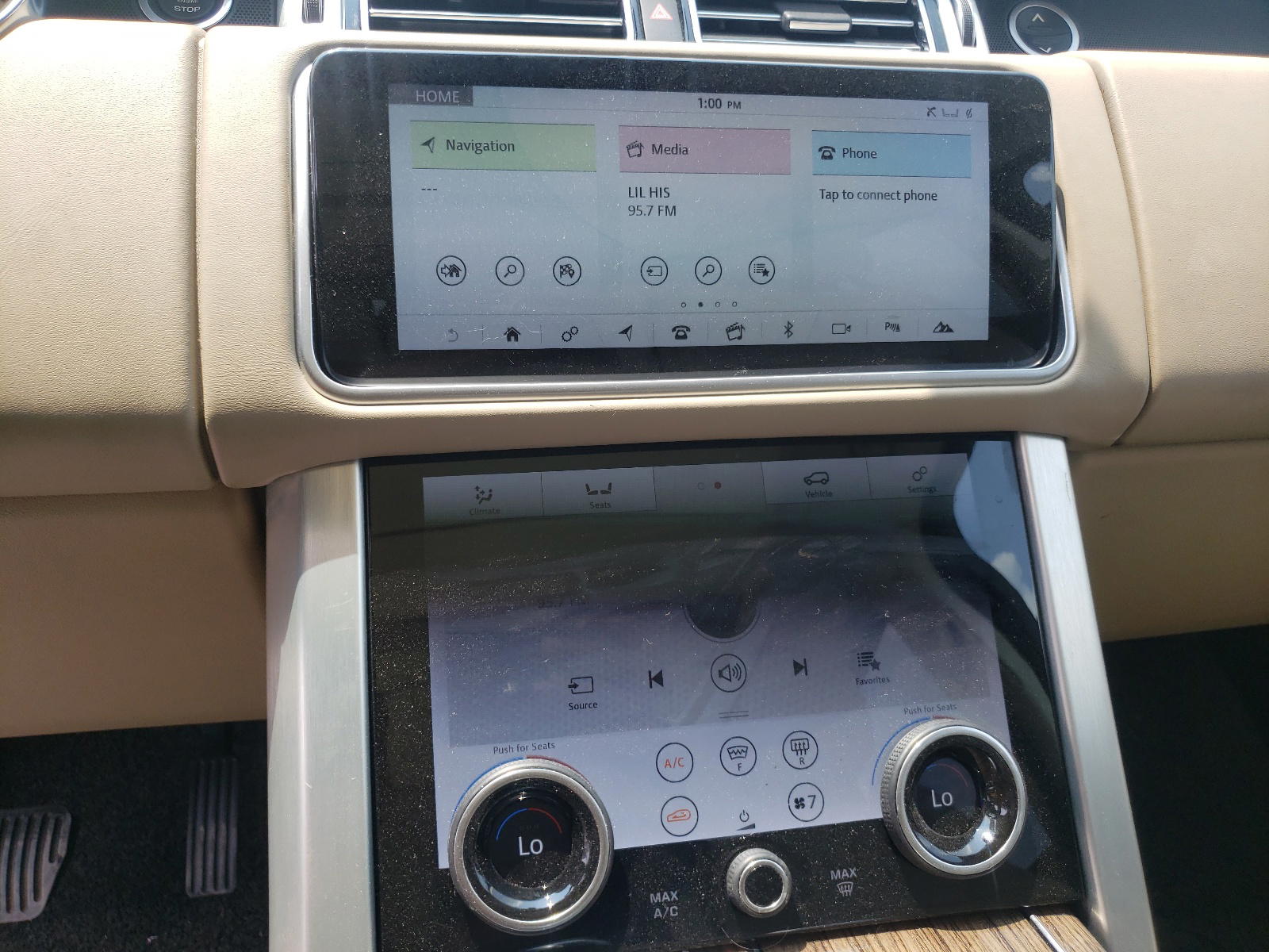 Photo 9 from auction – 2019 LAND ROVER RANGE ROVE with VIN SALGS2SV5KA567033