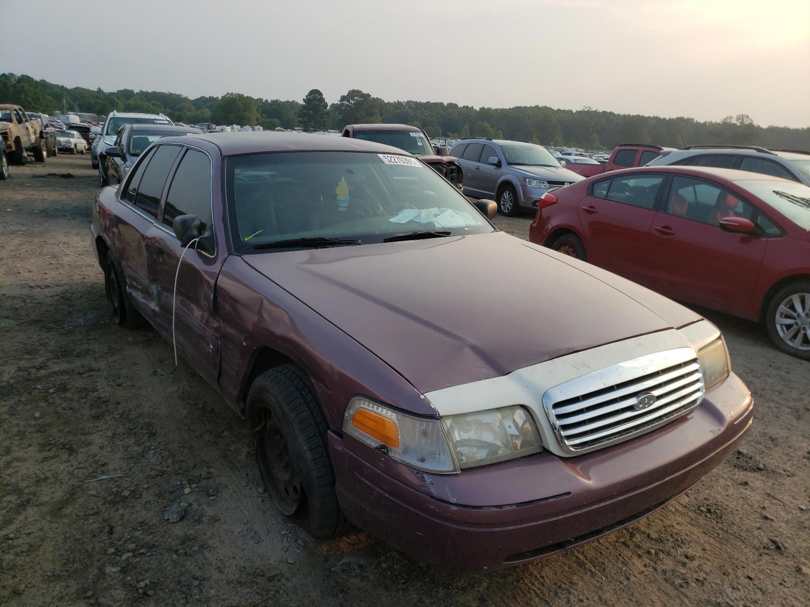 FORD CROWN VICT 2007 with VIN 2FAFP71W07X151861 - Photo from auction