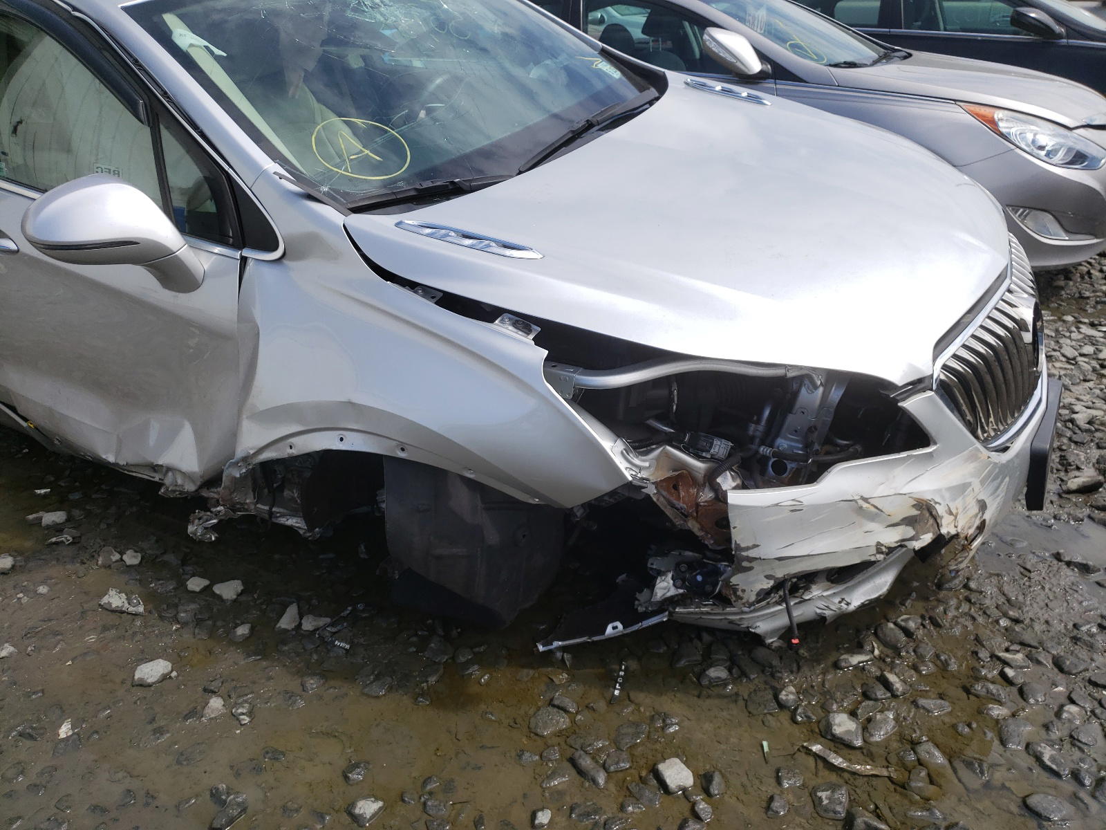 Photo 9 from auction – 2017 BUICK ENVISION P with VIN LRBFXASA0HD046707