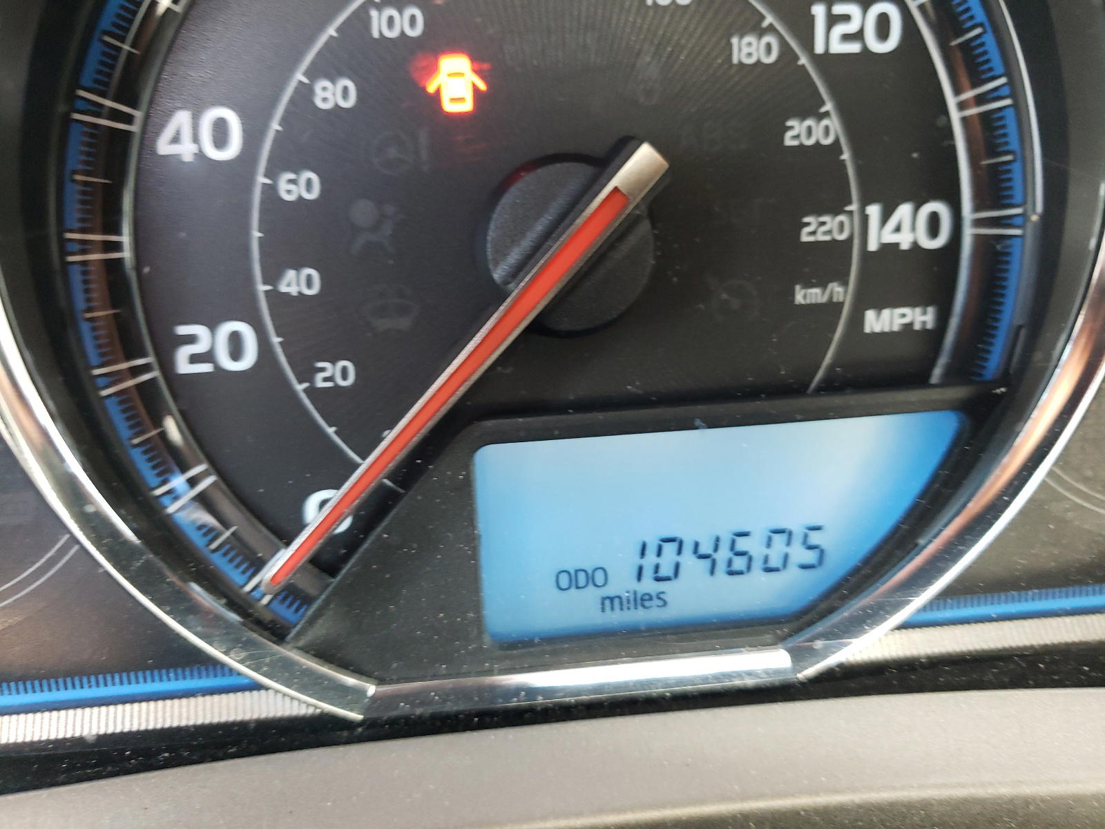 Photo 8 from auction – 2013 TOYOTA RAV4 LIMIT with VIN 2T3DFREV1DW050920