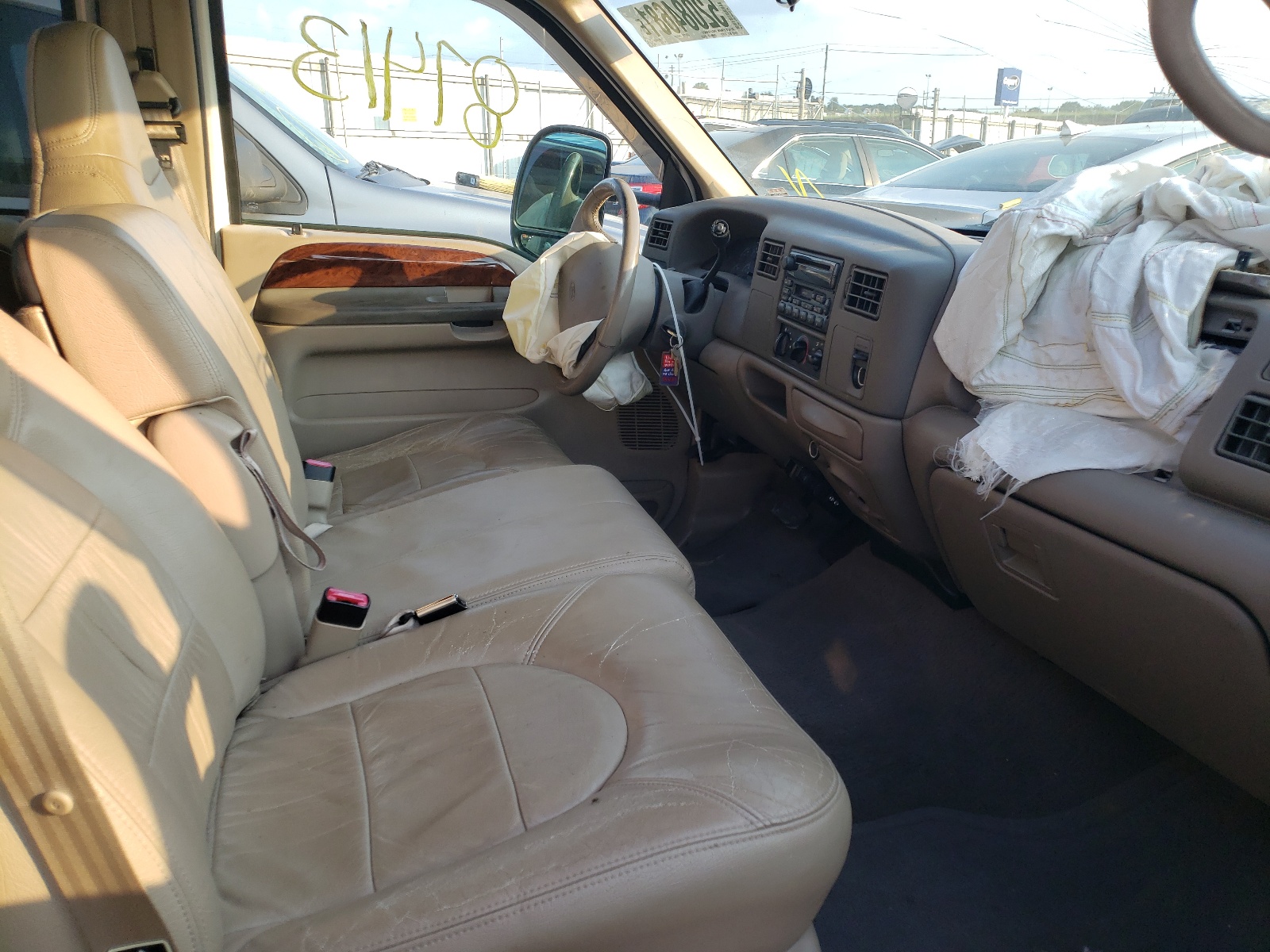 Photo 5 from auction – 2000 FORD F350 SUPER with VIN 1FTWW32F9YEE46688