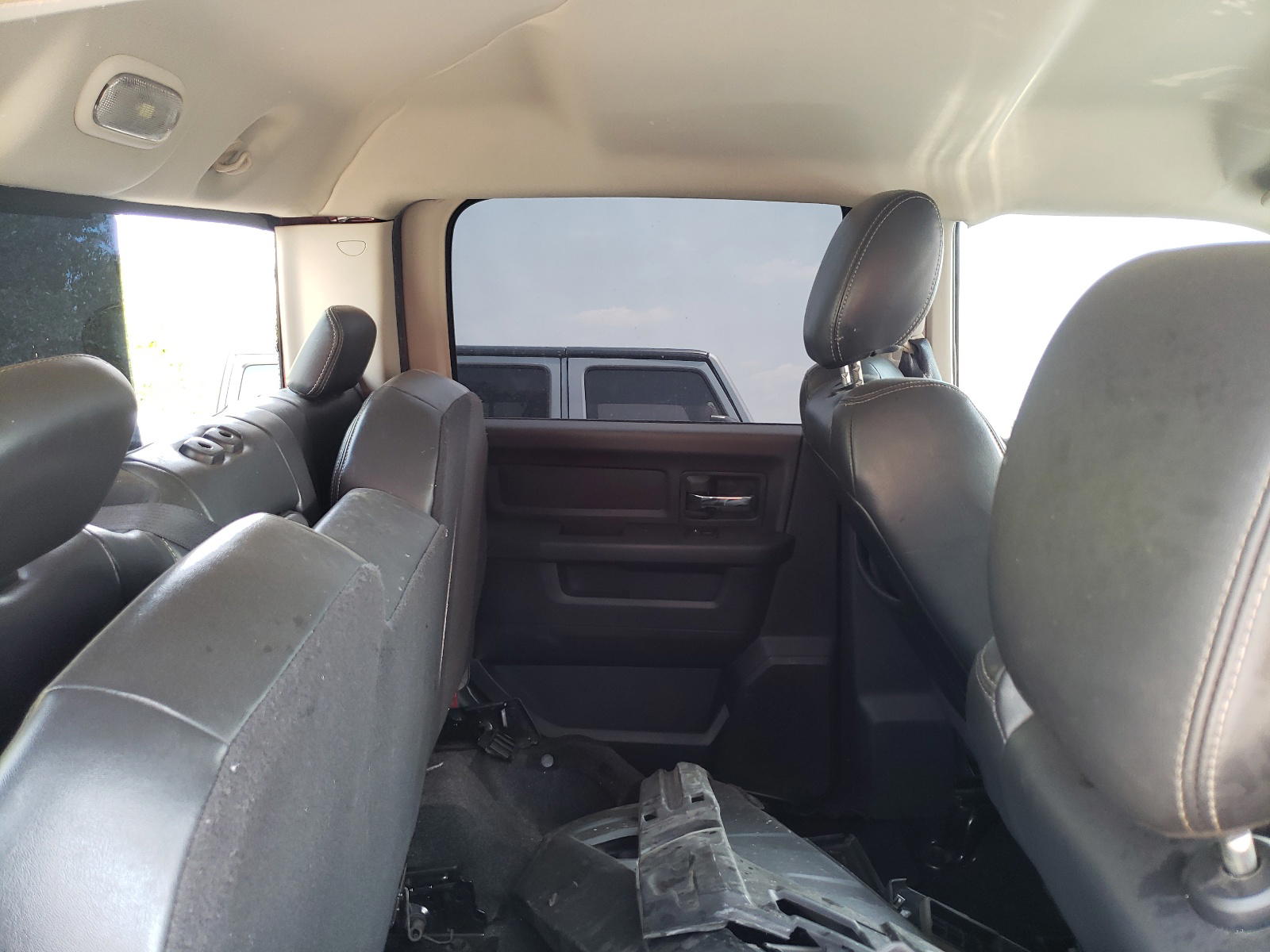 Photo 6 from auction – 2010 DODGE RAM 1500 with VIN 1D7RV1CT9AS120878