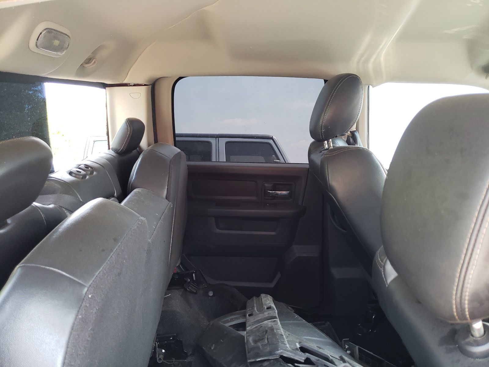Zdjęcie 6 z aukcji – 2010 DODGE RAM 1500 z VIN 1D7RV1CT9AS120878