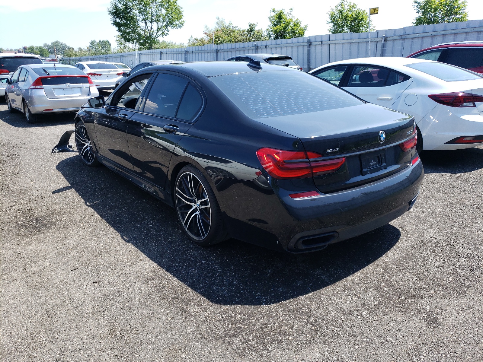 Photo 3 from auction – 2017 BMW 750 XI with VIN WBA7B0C36HG527099