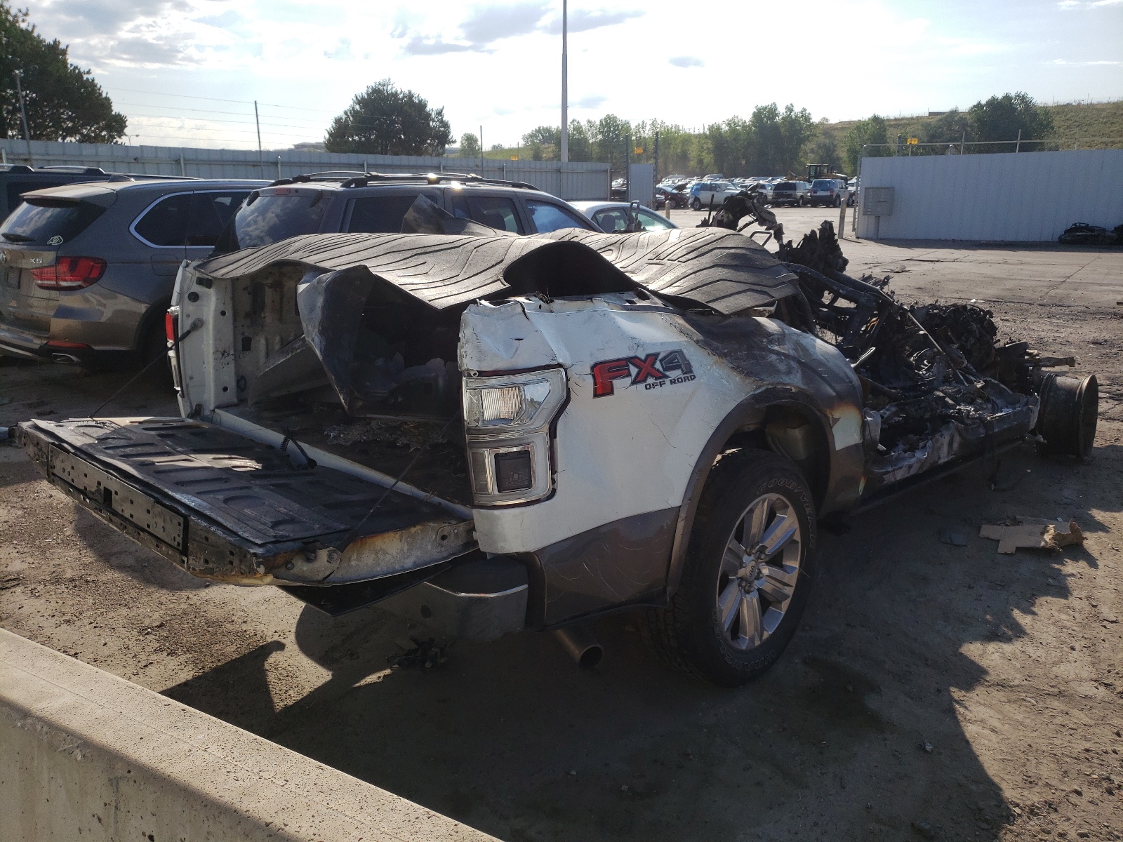 Photo 4 from auction – 2020 FORD F150 SUPER with VIN 1FTEW1E42LFA38899