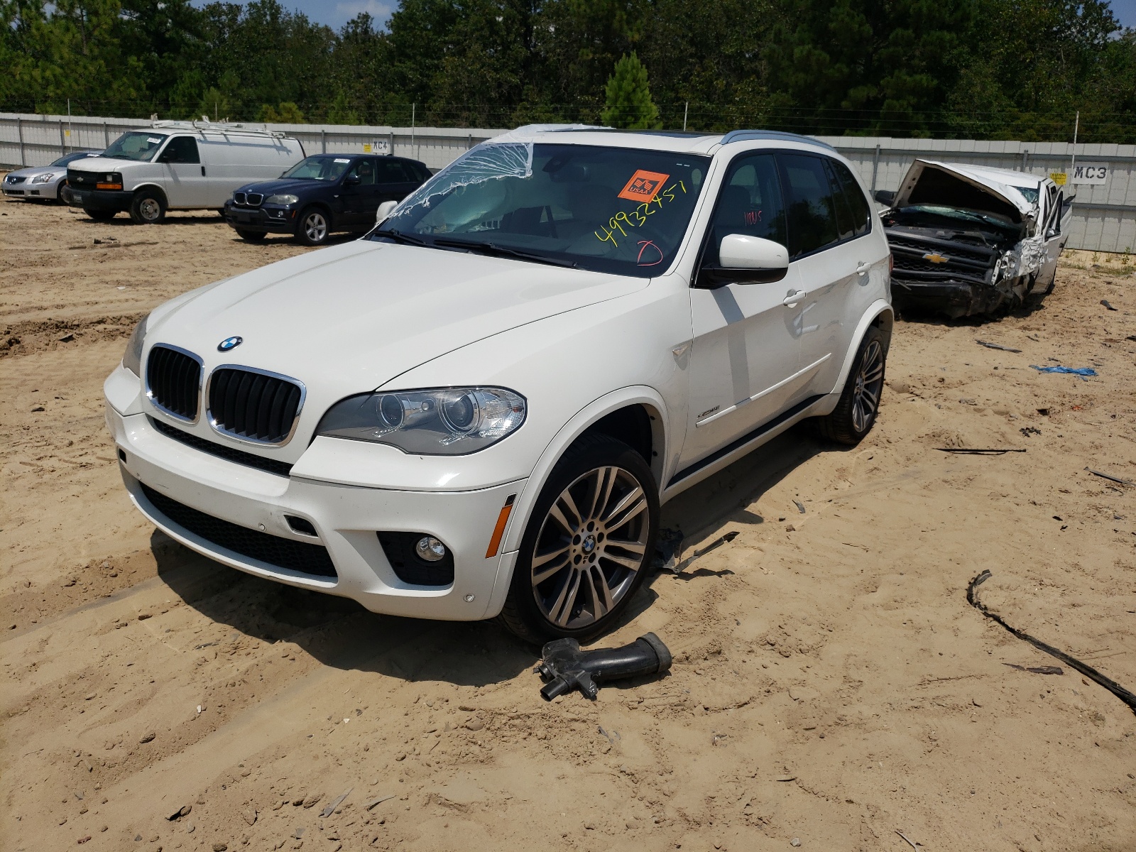 Photo 2 from auction – 2013 BMW X5 XDRIVE3 with VIN 5UXZV4C57D0B03818