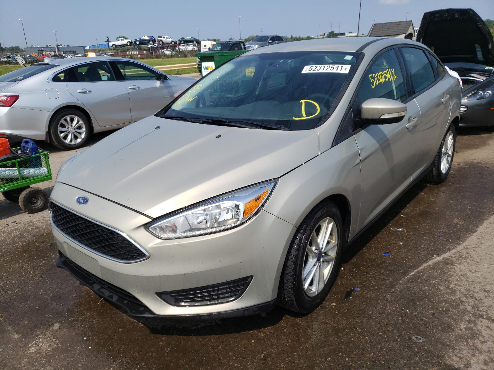 Photo 2 from auction – 2015 FORD FOCUS SE with VIN 1FADP3F20FL384351
