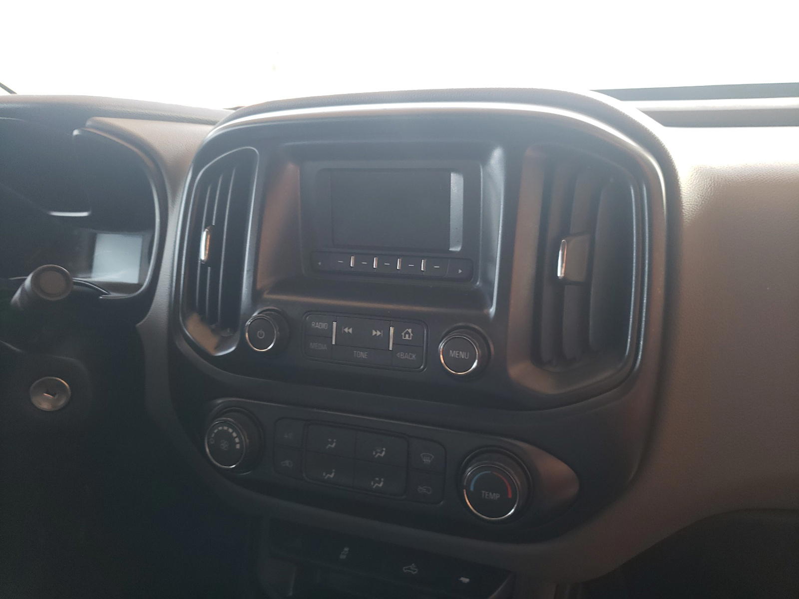 Photo 9 from auction – 2016 CHEVROLET COLORADO with VIN 1GCHSBE35G1288694