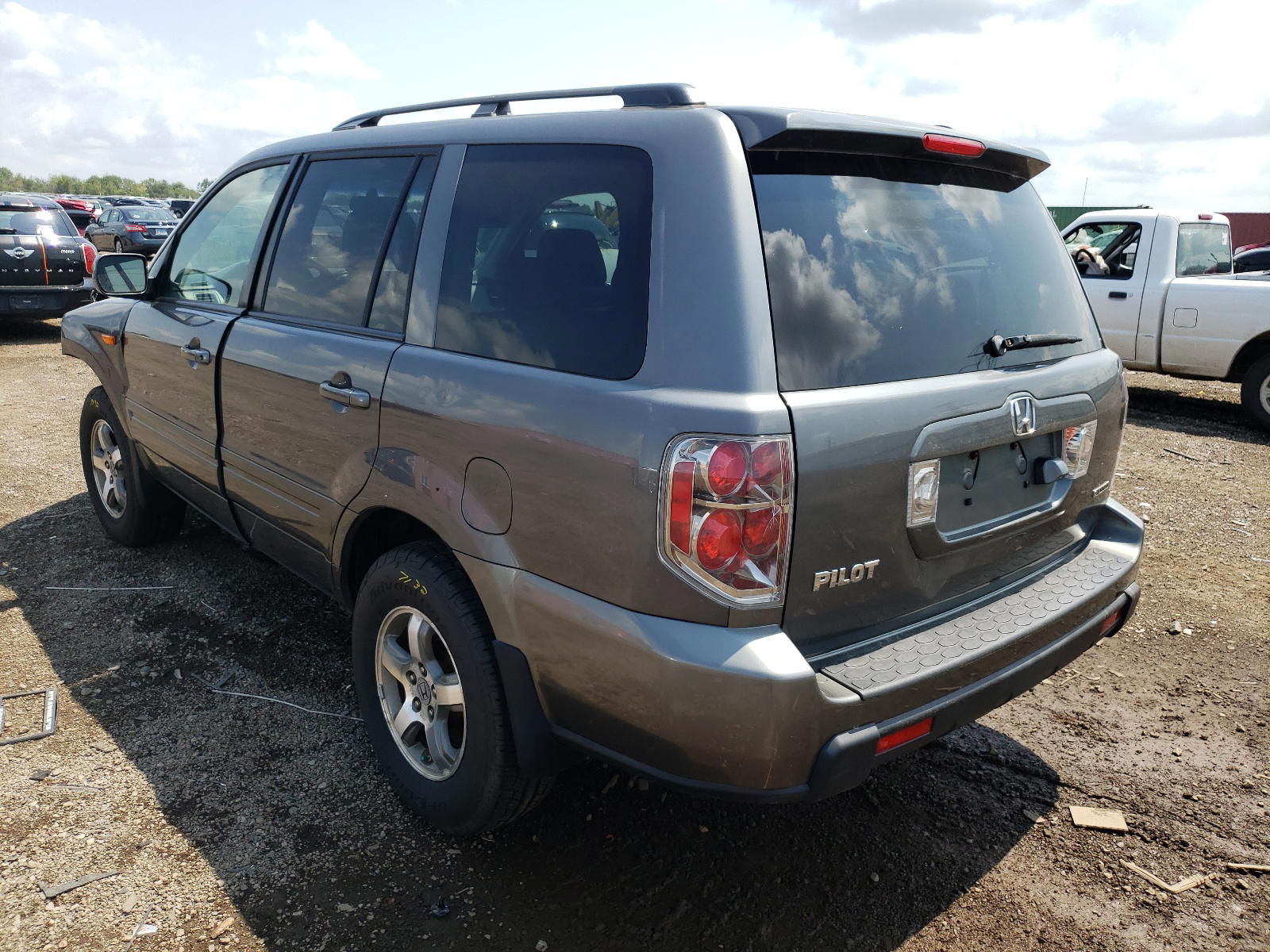 Photo 3 from auction – 2007 HONDA PILOT EXL with VIN 5FNYF18737B007495