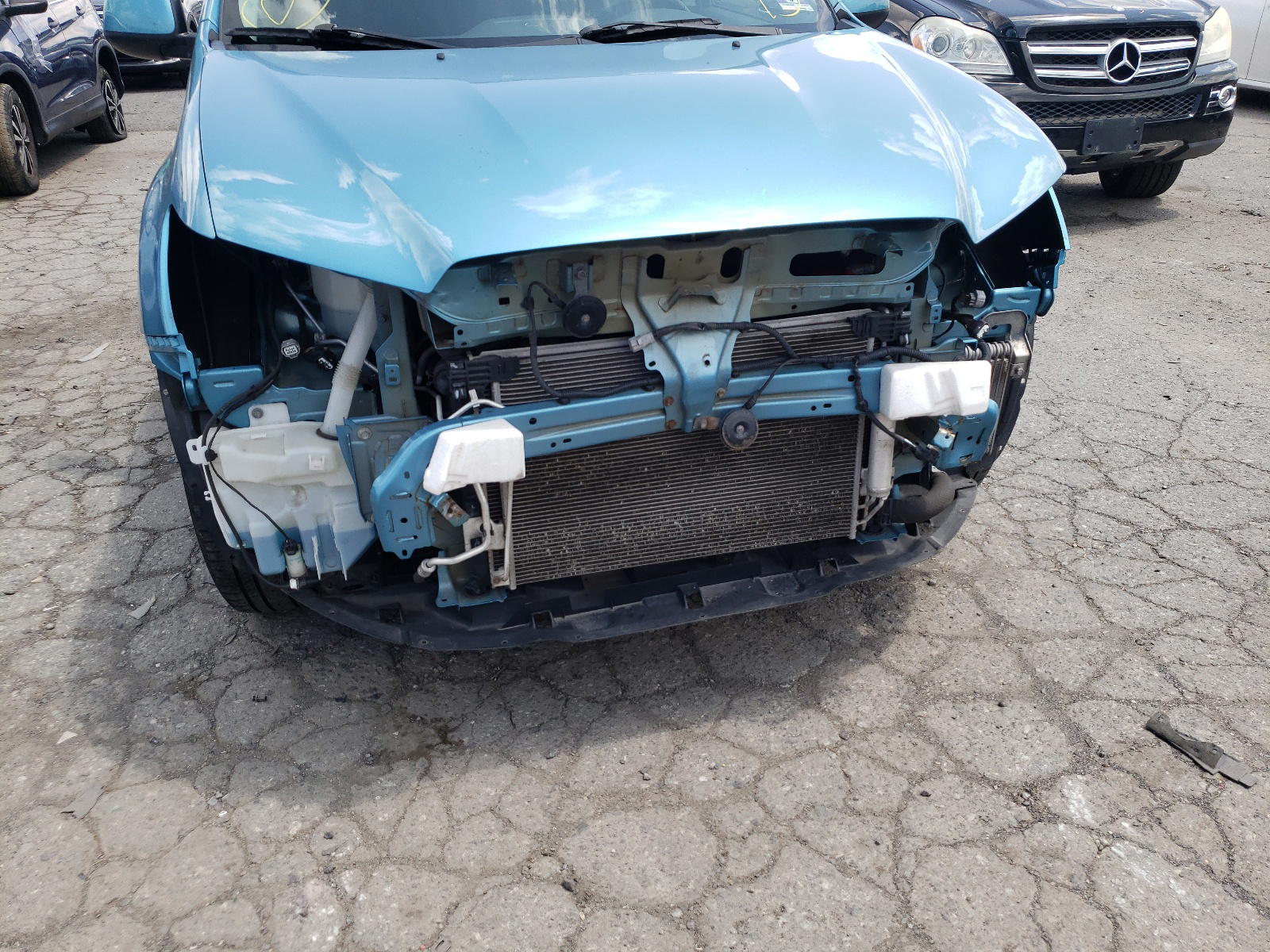 Photo 9 from auction – 2014 MITSUBISHI OUTLANDER with VIN 4A4AR4AU3EE011919