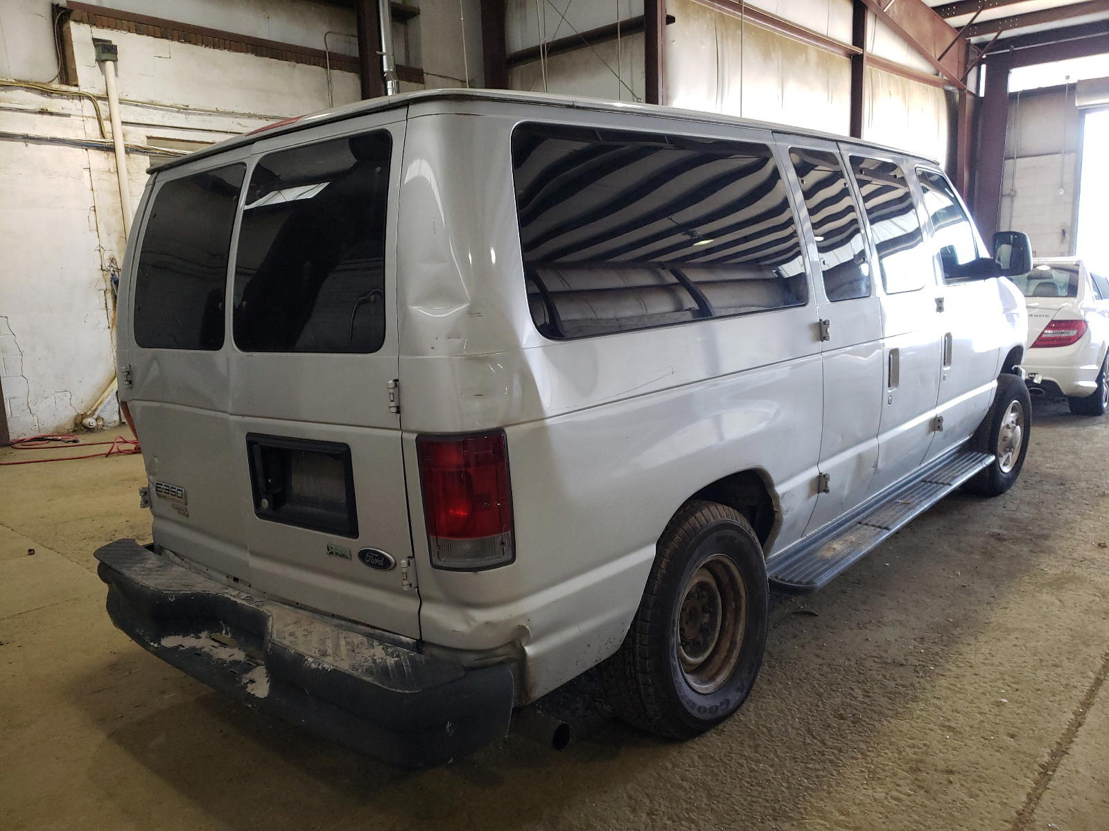 Photo 4 from auction – 2010 FORD ECONOLINE with VIN 1FBNE3BL2ADA88614