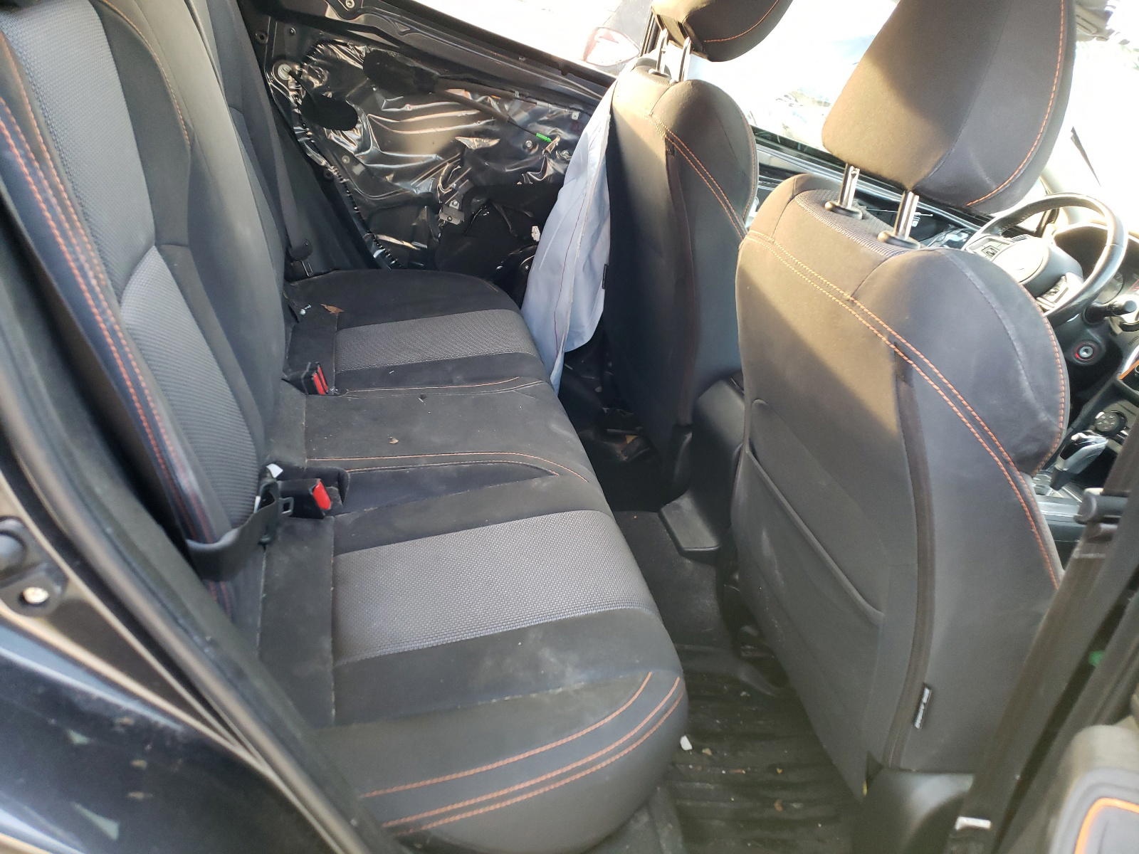 Photo 6 from auction – 2018 SUBARU CROSSTREK with VIN JF2GTADC0J8346991