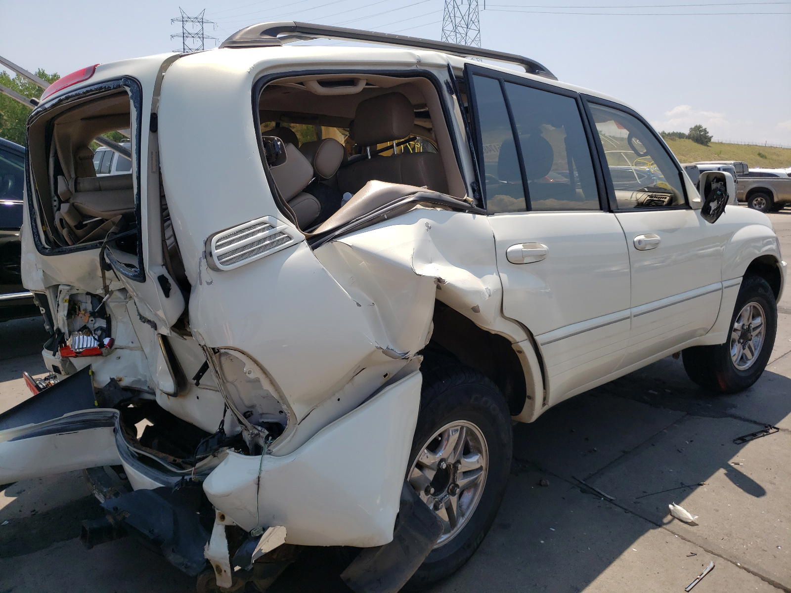 Photo 4 from auction – 2000 LEXUS LX 470 with VIN JT6HT00W4Y0103486