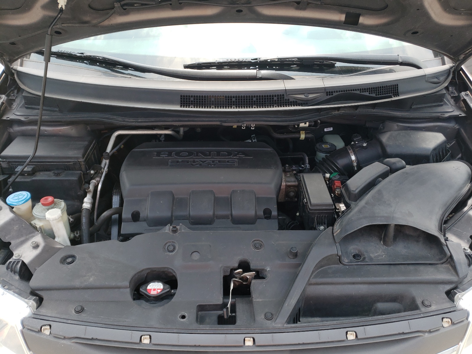 Photo 7 from auction – 2012 HONDA ODYSSEY TO with VIN 5FNRL5H92CB042402