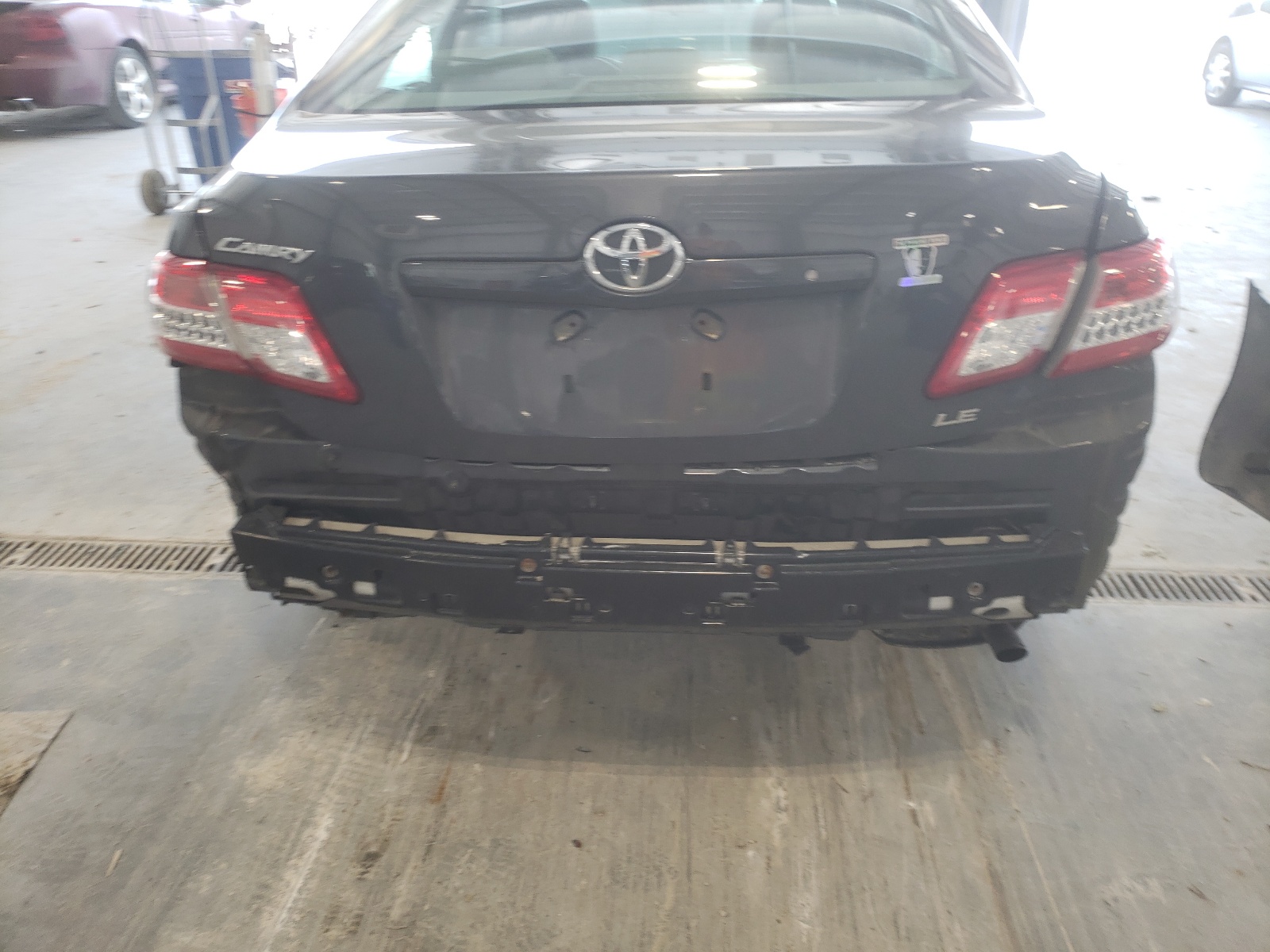 Photo 9 from auction – 2010 TOYOTA CAMRY BASE with VIN 4T1BF3EK5AU105397