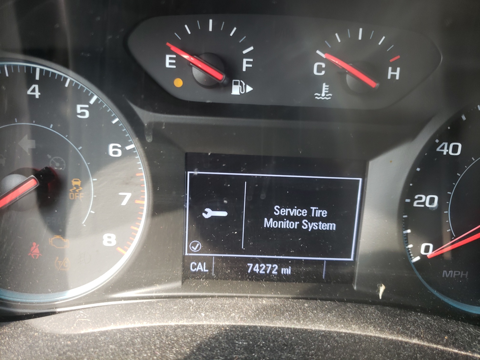 Photo 8 from auction – 2018 CHEVROLET MALIBU LT with VIN 1G1ZD5ST9JF248478