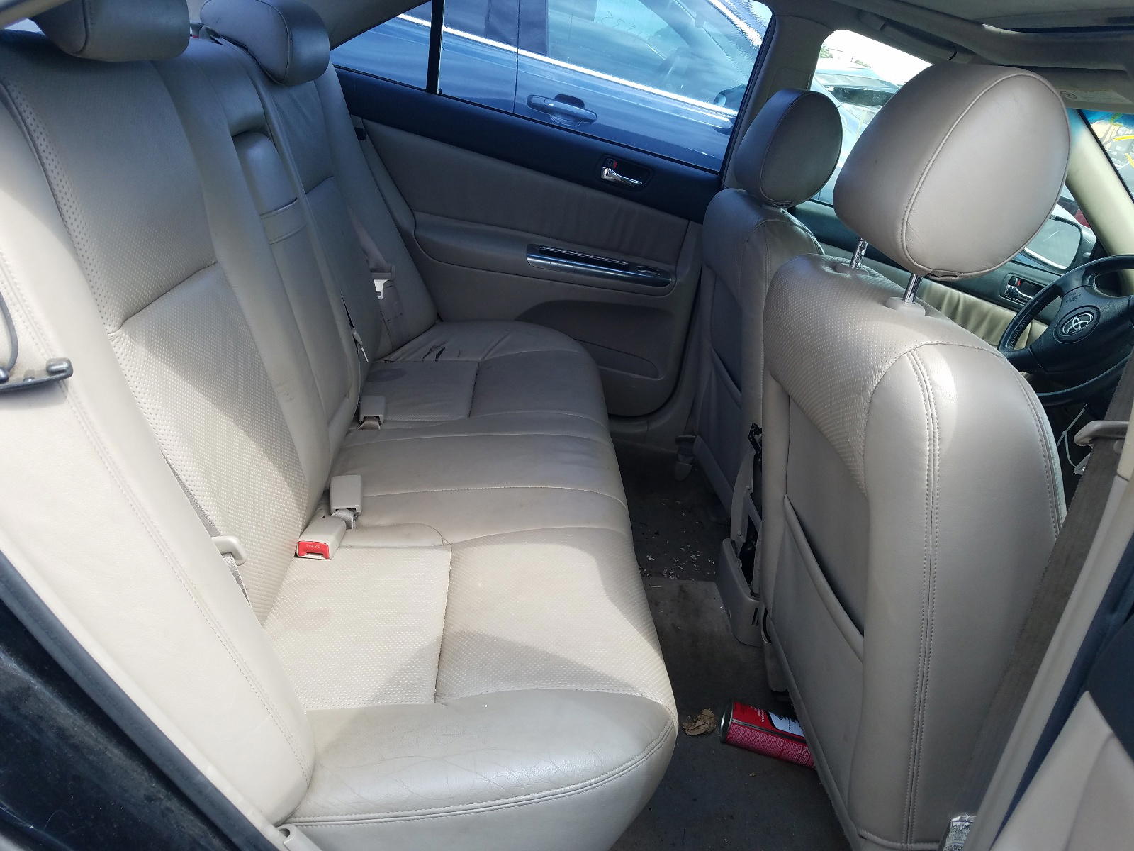 Photo 6 from auction – 2002 TOYOTA CAMRY LE with VIN JTDBF30K020039202