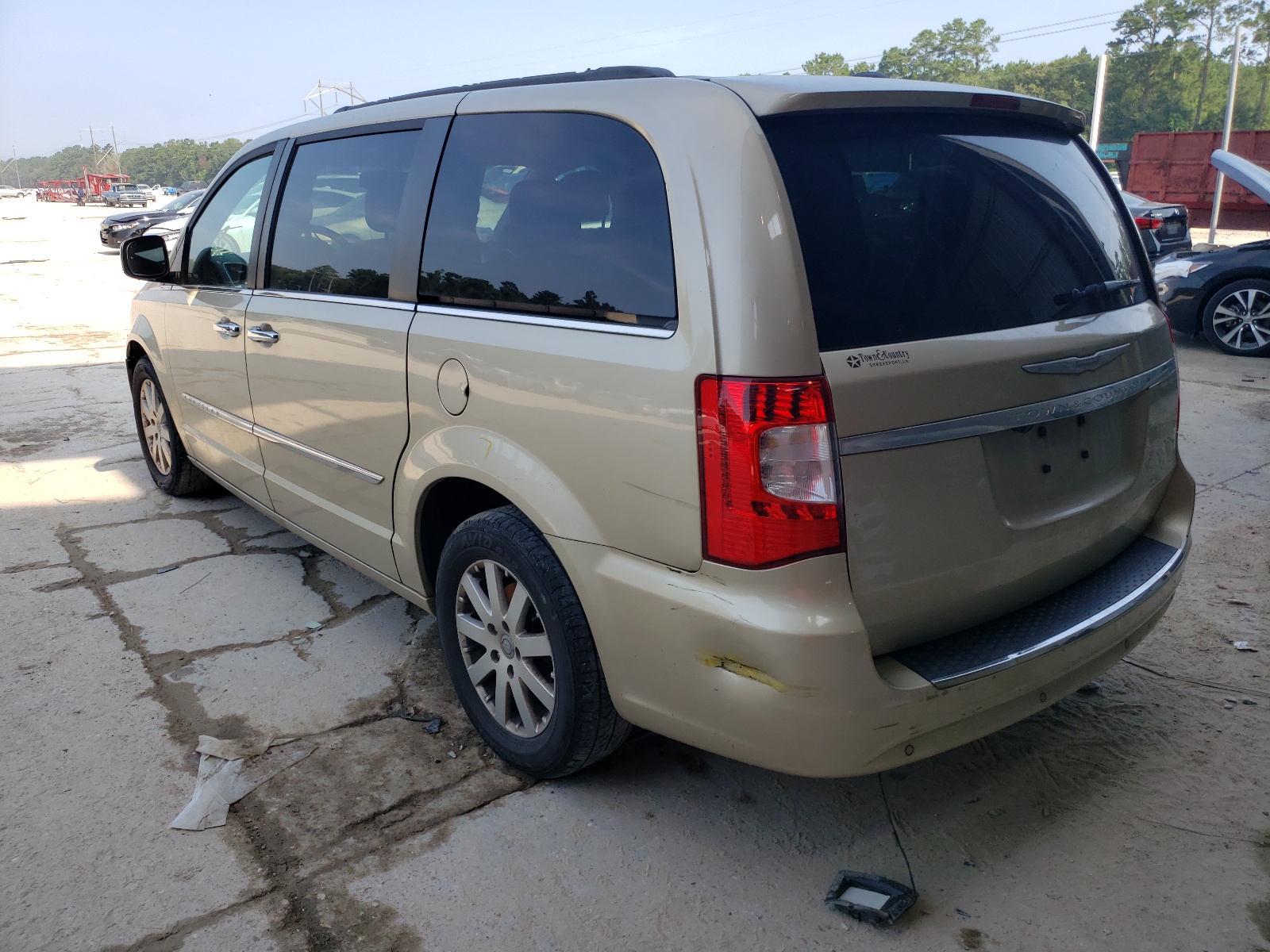 Фото 3 с аукциона – 2011 CHRYSLER TOWN & COU с VIN 2A4RR8DG7BR705013