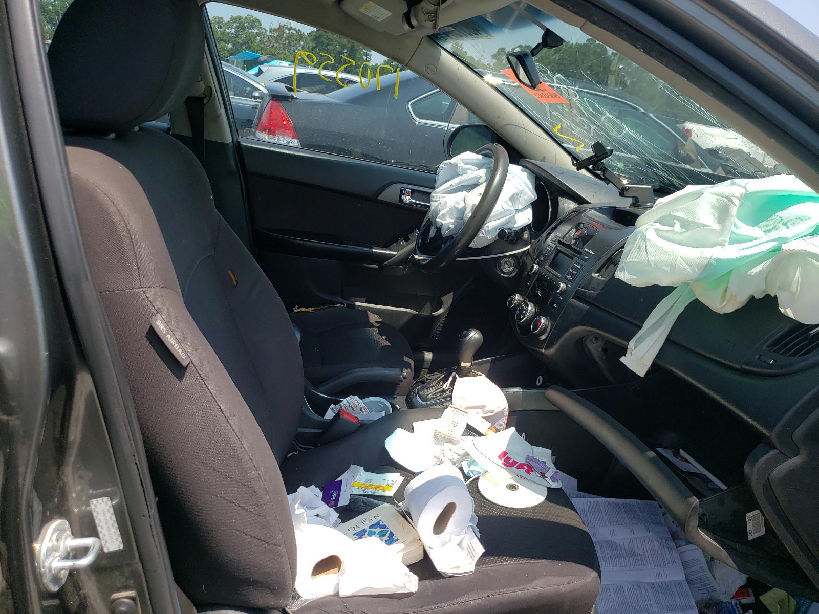 Photo 5 from auction – 2013 KIA FORTE EX with VIN KNAFU4A2XD5723172