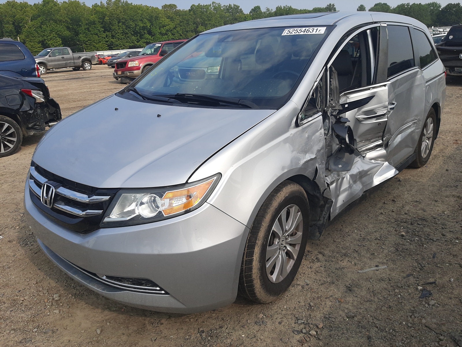 Photo 2 from auction – 2014 HONDA ODYSSEY EX with VIN 5FNRL5H60EB027647