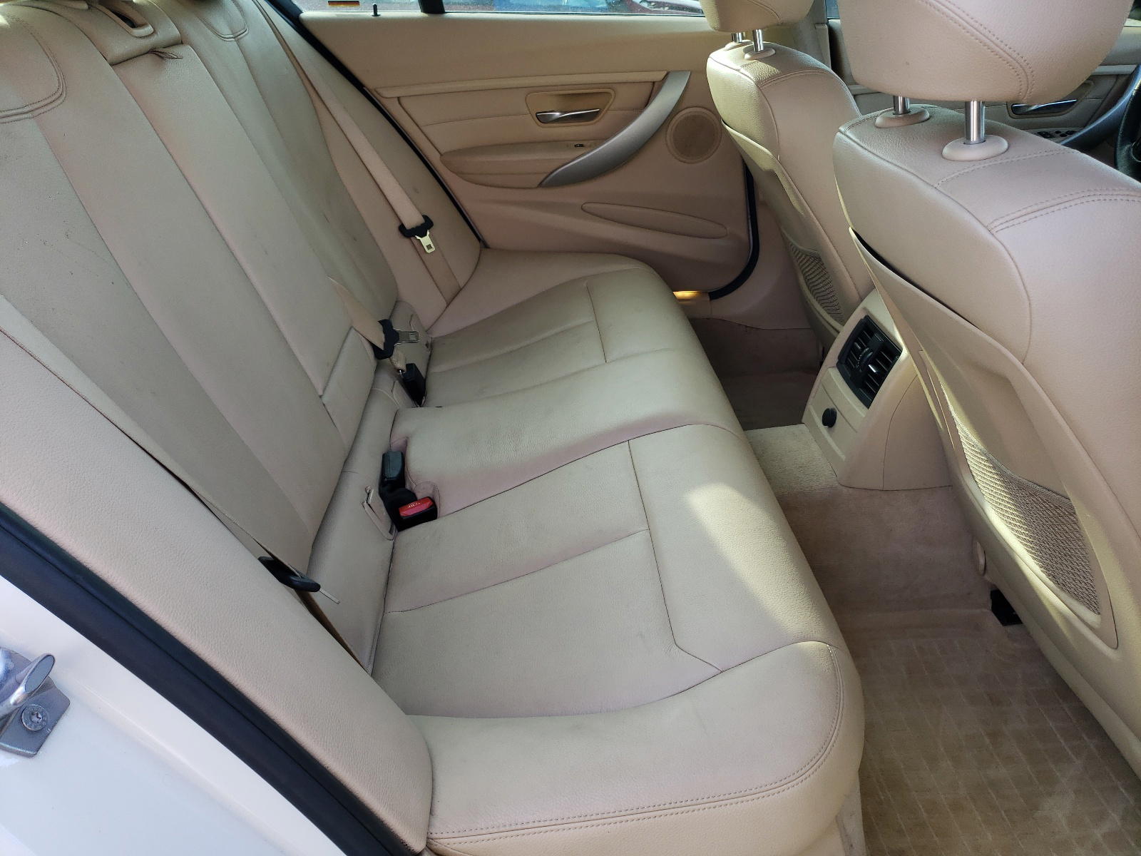 Photo 6 from auction – 2013 BMW 328 I with VIN WBA3A5G53DNP24649