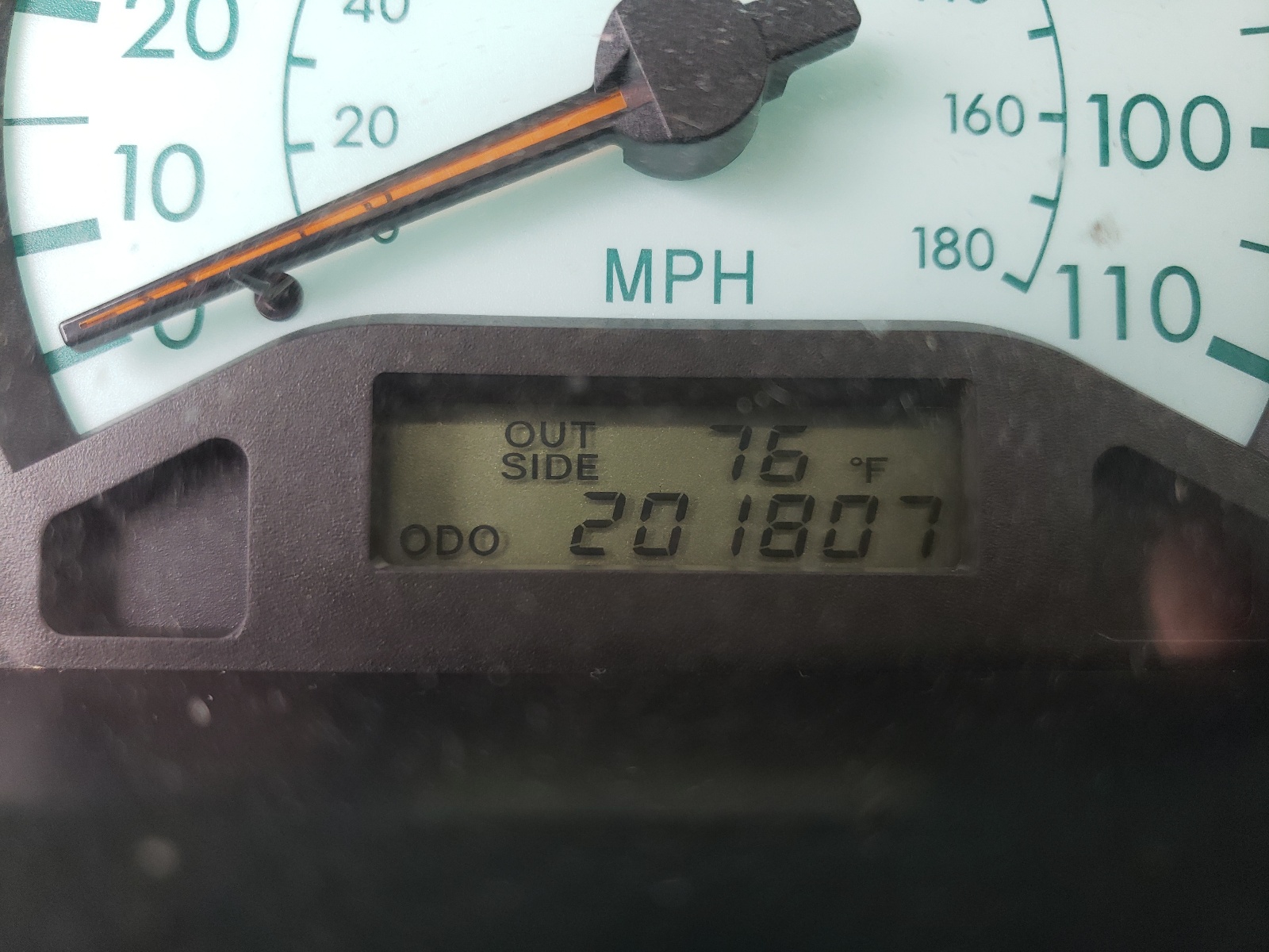 Photo 8 from auction – 2004 TOYOTA COROLLA CE with VIN 1NXBR32E24Z288672