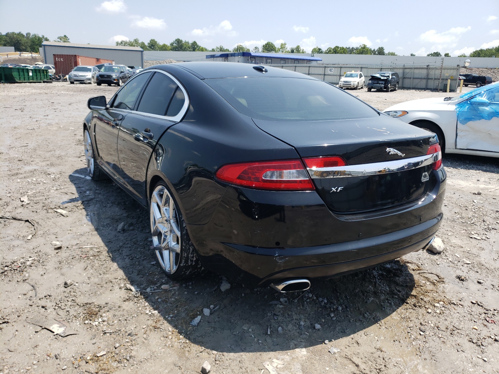 Photo 3 from auction – 2009 JAGUAR XF LUXURY with VIN SAJWA05B89HR03496