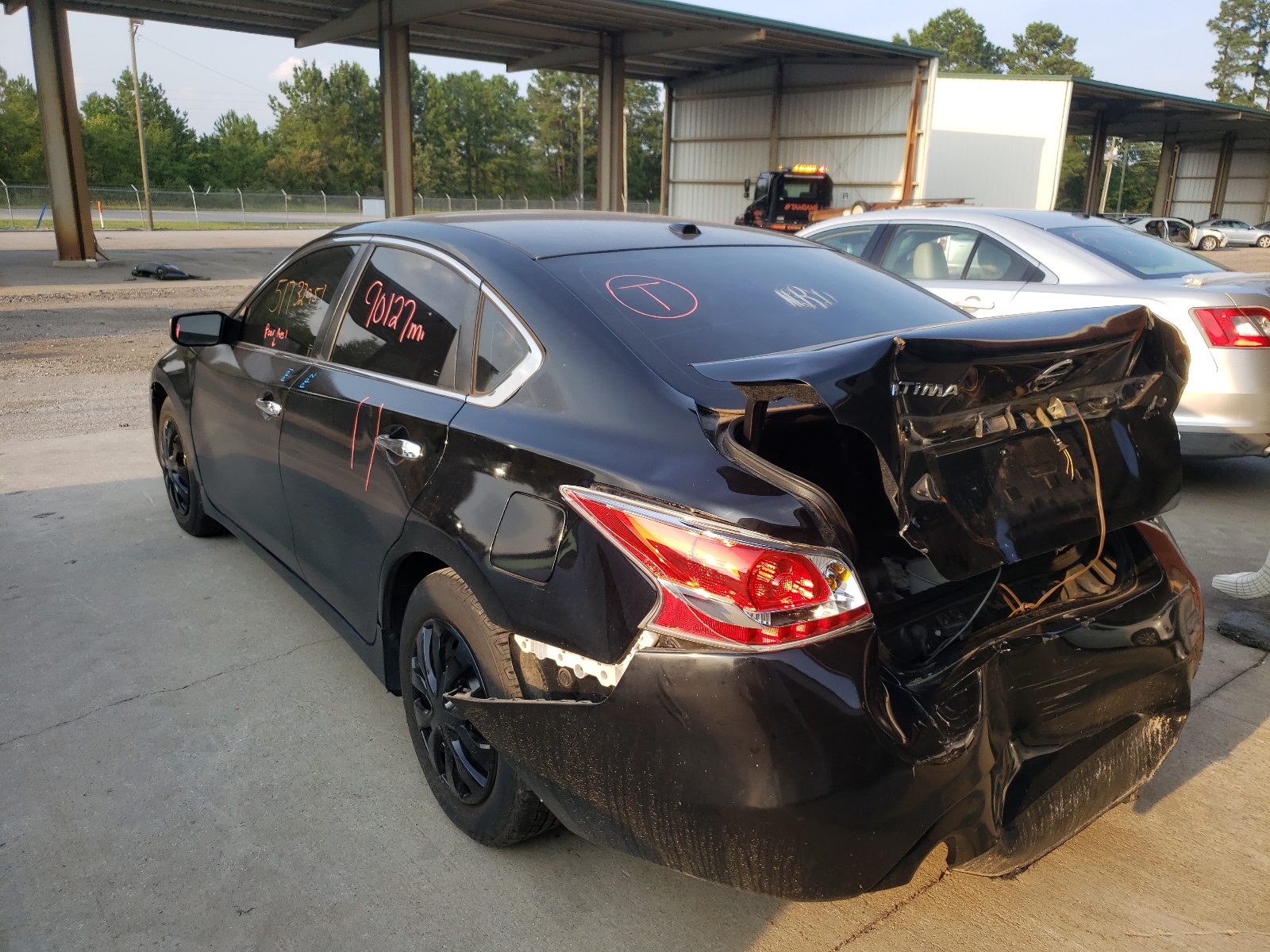 Photo 3 from auction – 2015 NISSAN ALTIMA 2.5 with VIN 1N4AL3AP1FN343569