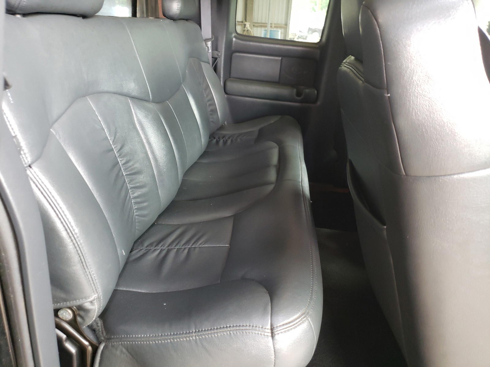 Photo 6 from auction – 1999 CHEVROLET SILVERADO with VIN 2GCEC19T3X1298140