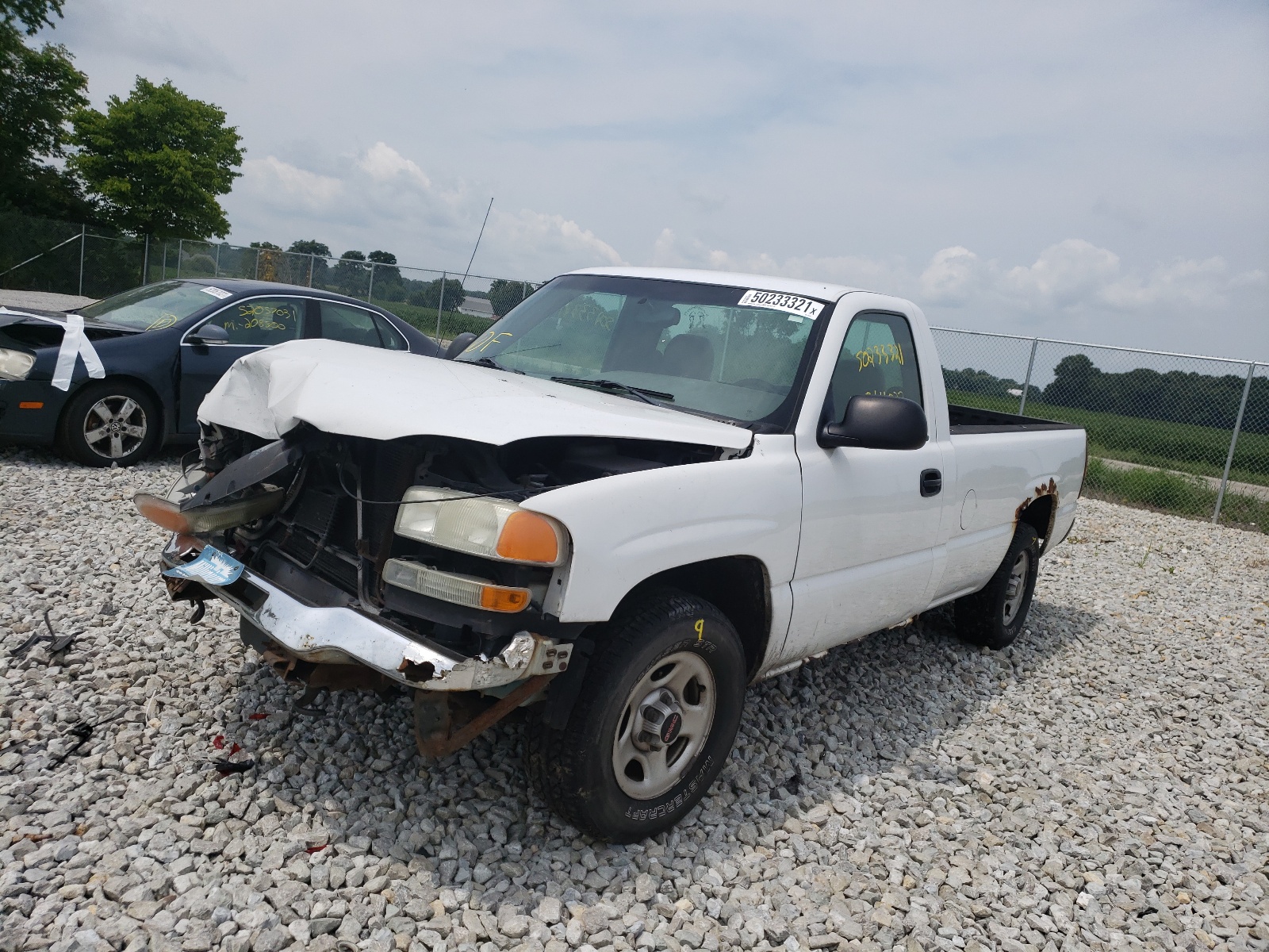 Photo 2 from auction – 2003 GMC NEW SIERRA with VIN 1GTEC14V23Z242183