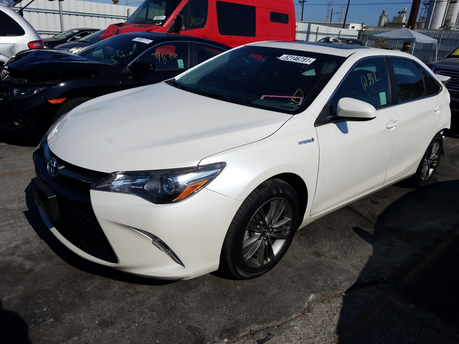 Photo 2 from auction – 2017 TOYOTA CAMRY with VIN 4T1BD1FK8HU228372