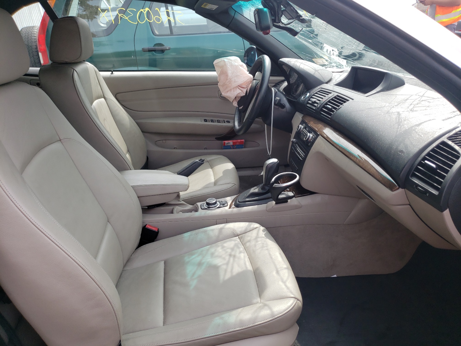 Photo 5 from auction – 2009 BMW 135 I with VIN WBAUN935X9VK40667
