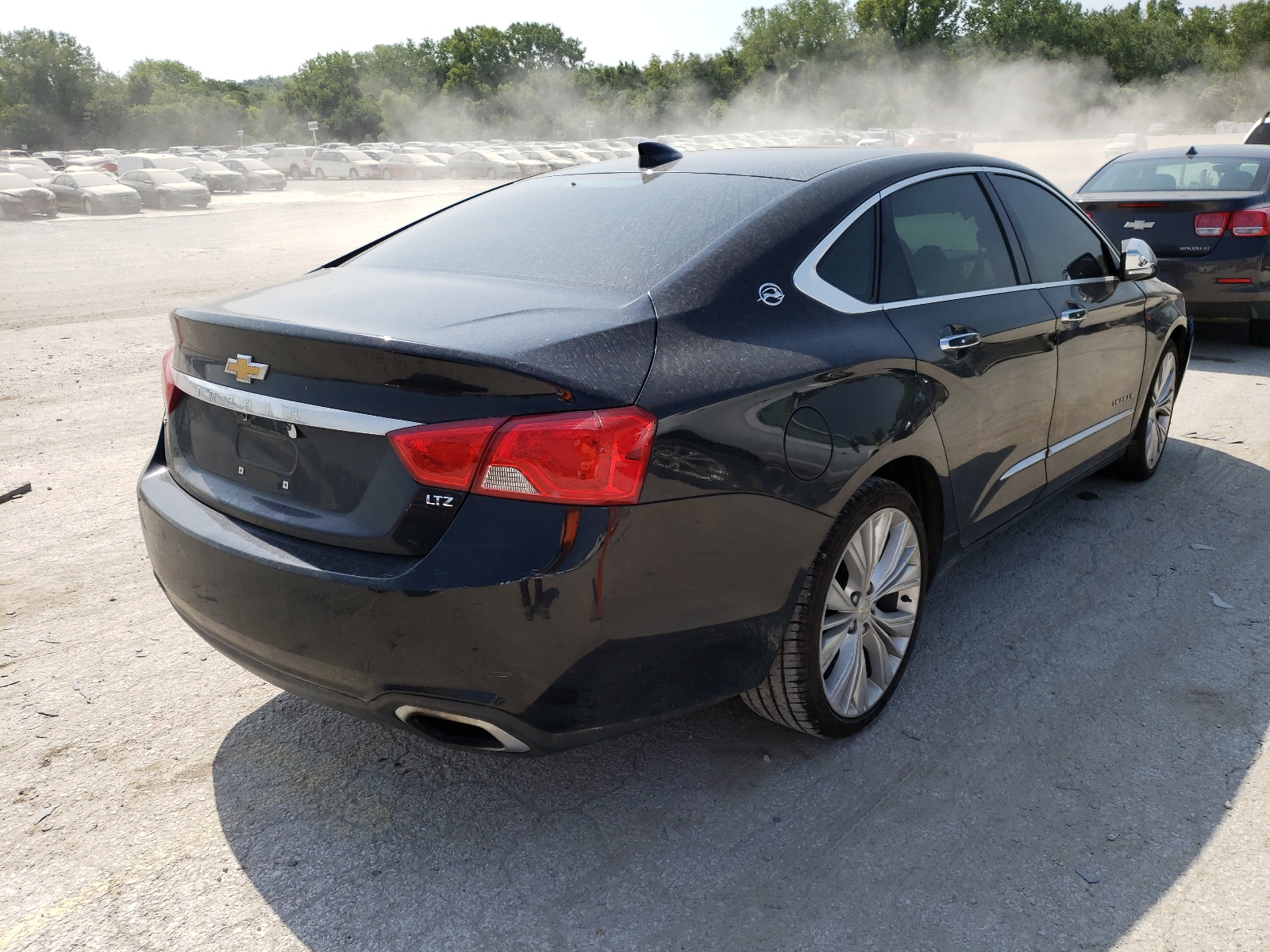 Photo 4 from auction – 2015 CHEVROLET IMPALA LTZ with VIN 2G1165S39F9212006