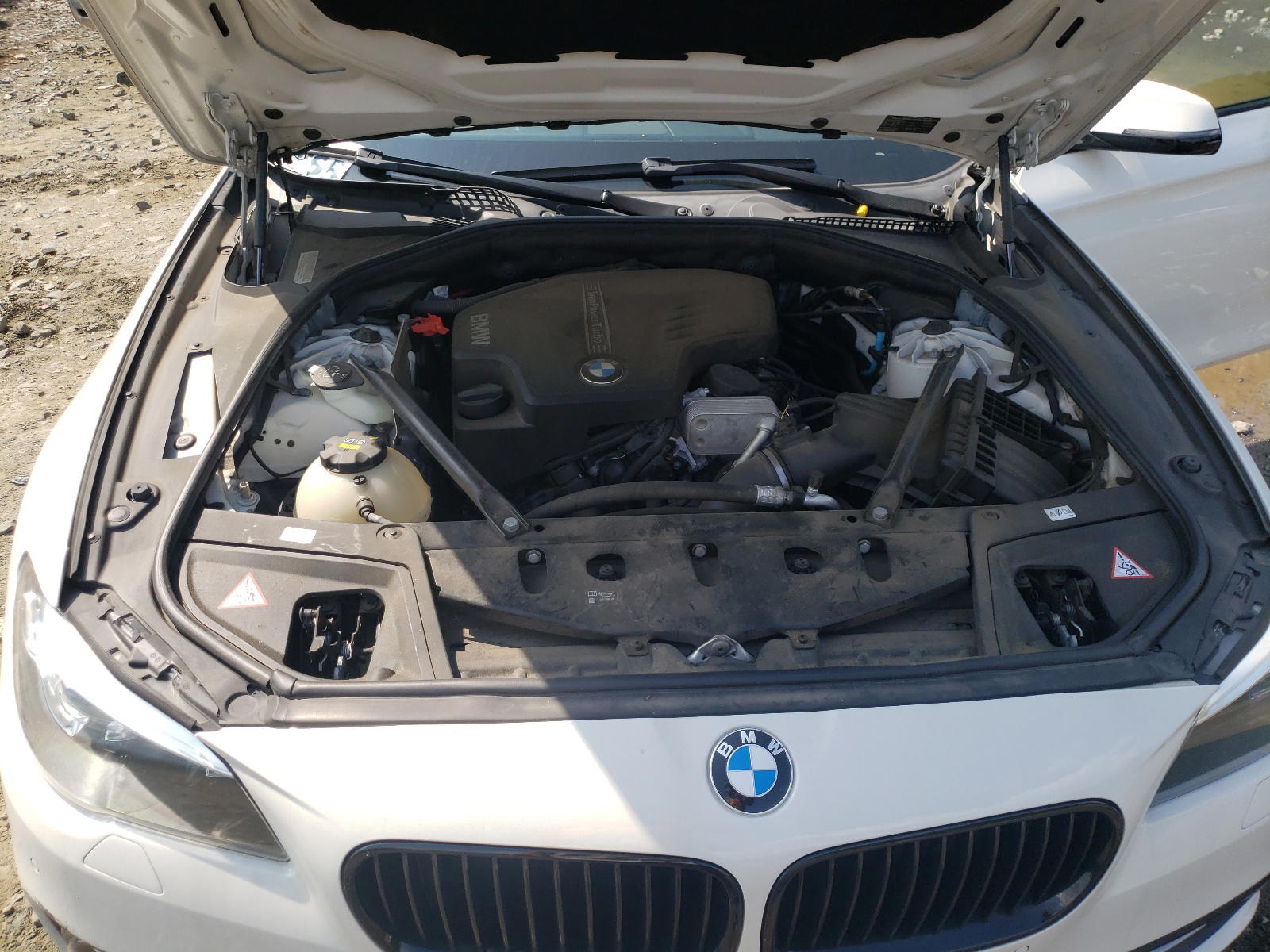 Photo 7 from auction – 2016 BMW 528 XI with VIN WBA5A7C54GG148590