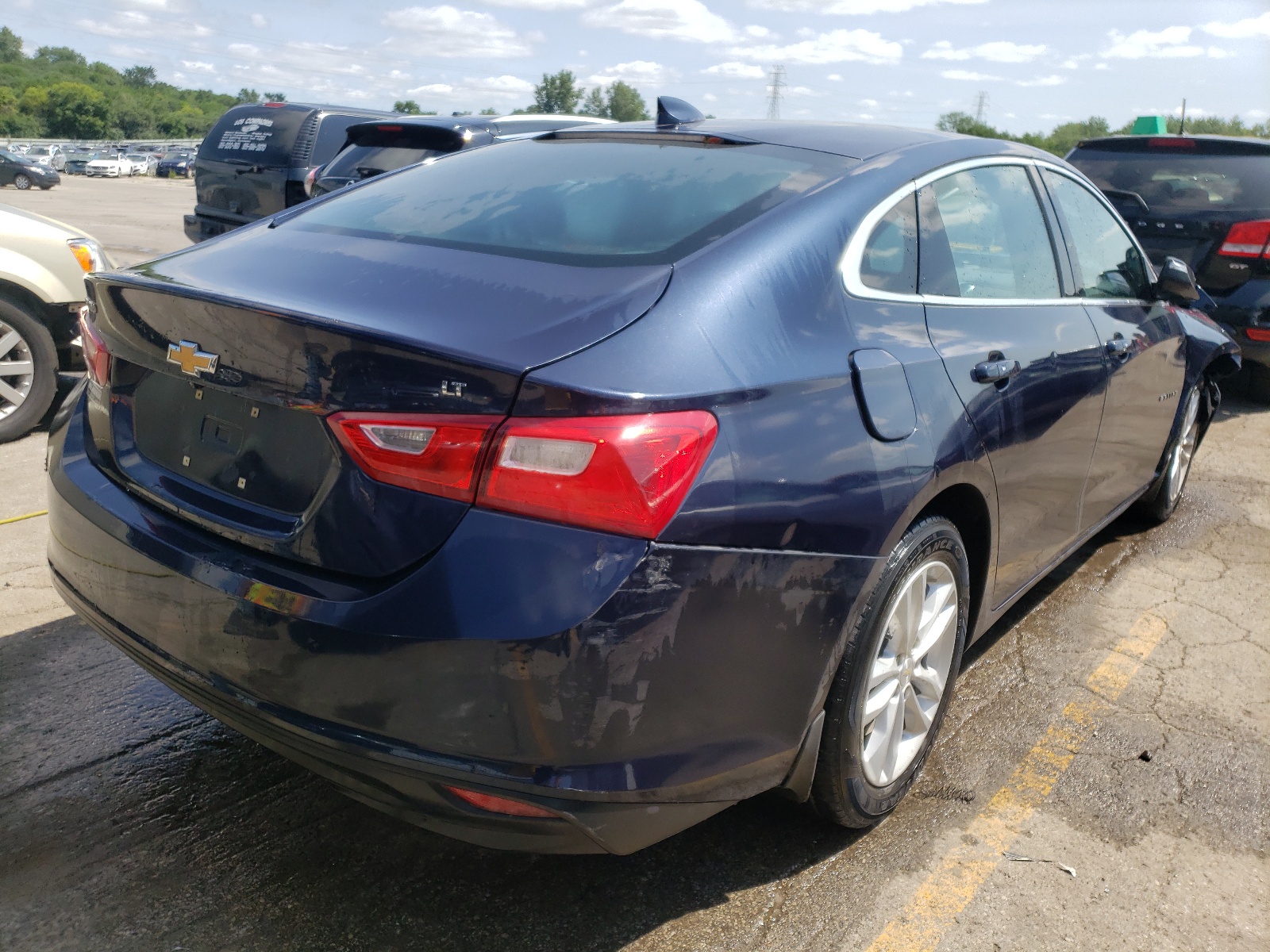 Photo 4 from auction – 2016 CHEVROLET MALIBU LT with VIN 1G1ZE5ST1GF210880