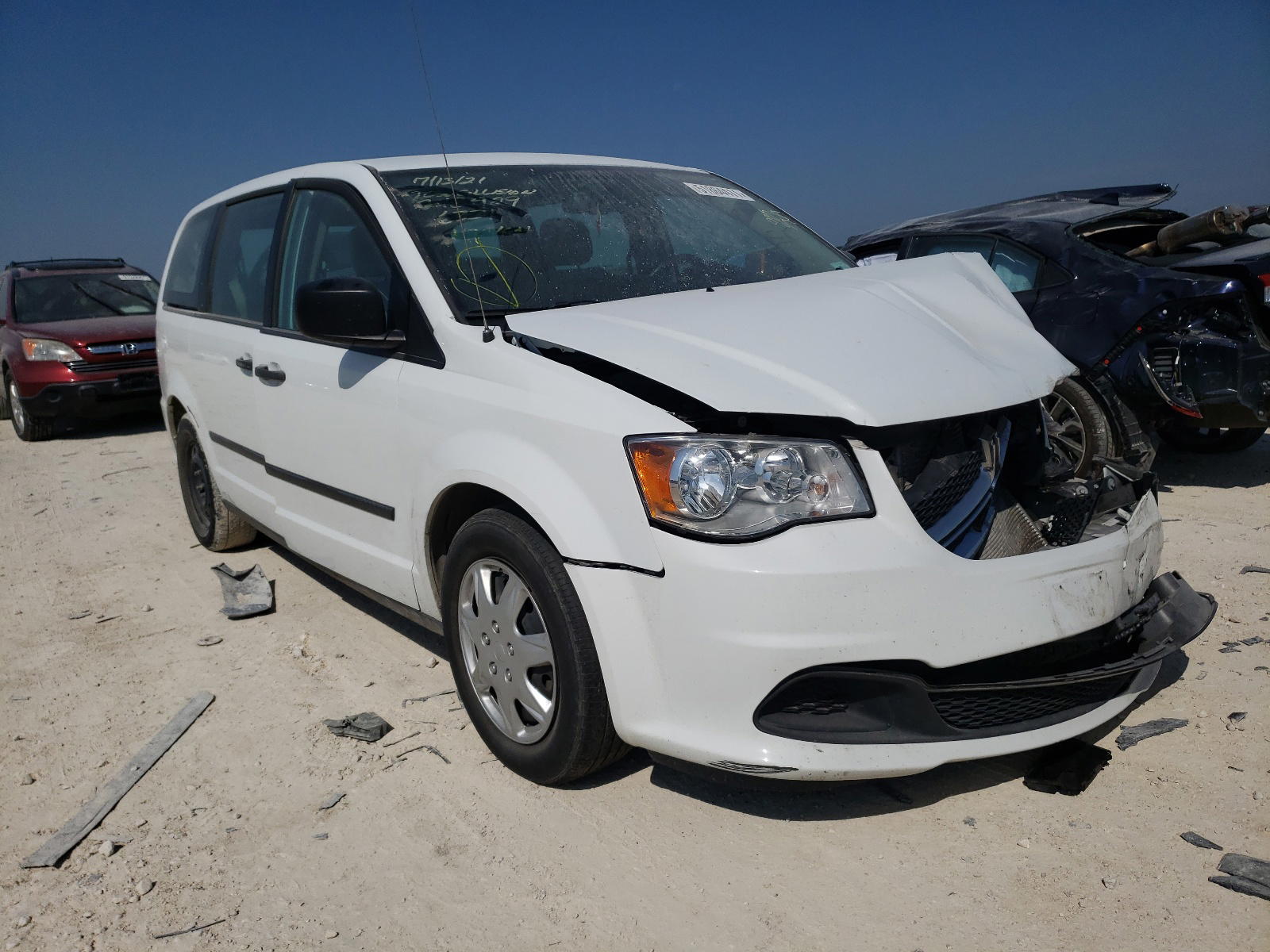 DODGE GRAND CARA 2016 with VIN 2C4RDGBG7GR335769 - Photo from auction