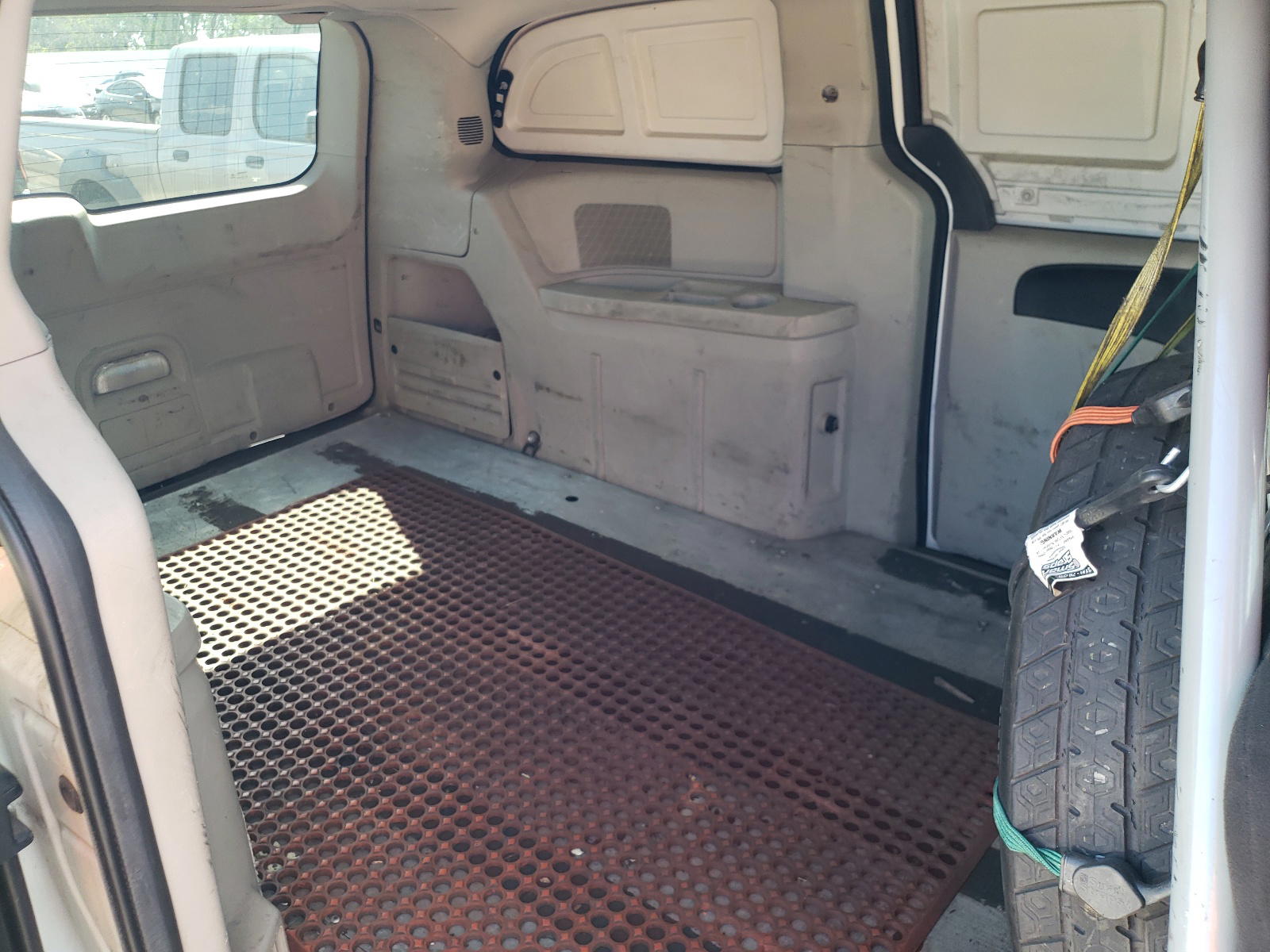 Photo 6 from auction – 2013 RAM TRADESMAN with VIN 2C4JRGAG9DR673346