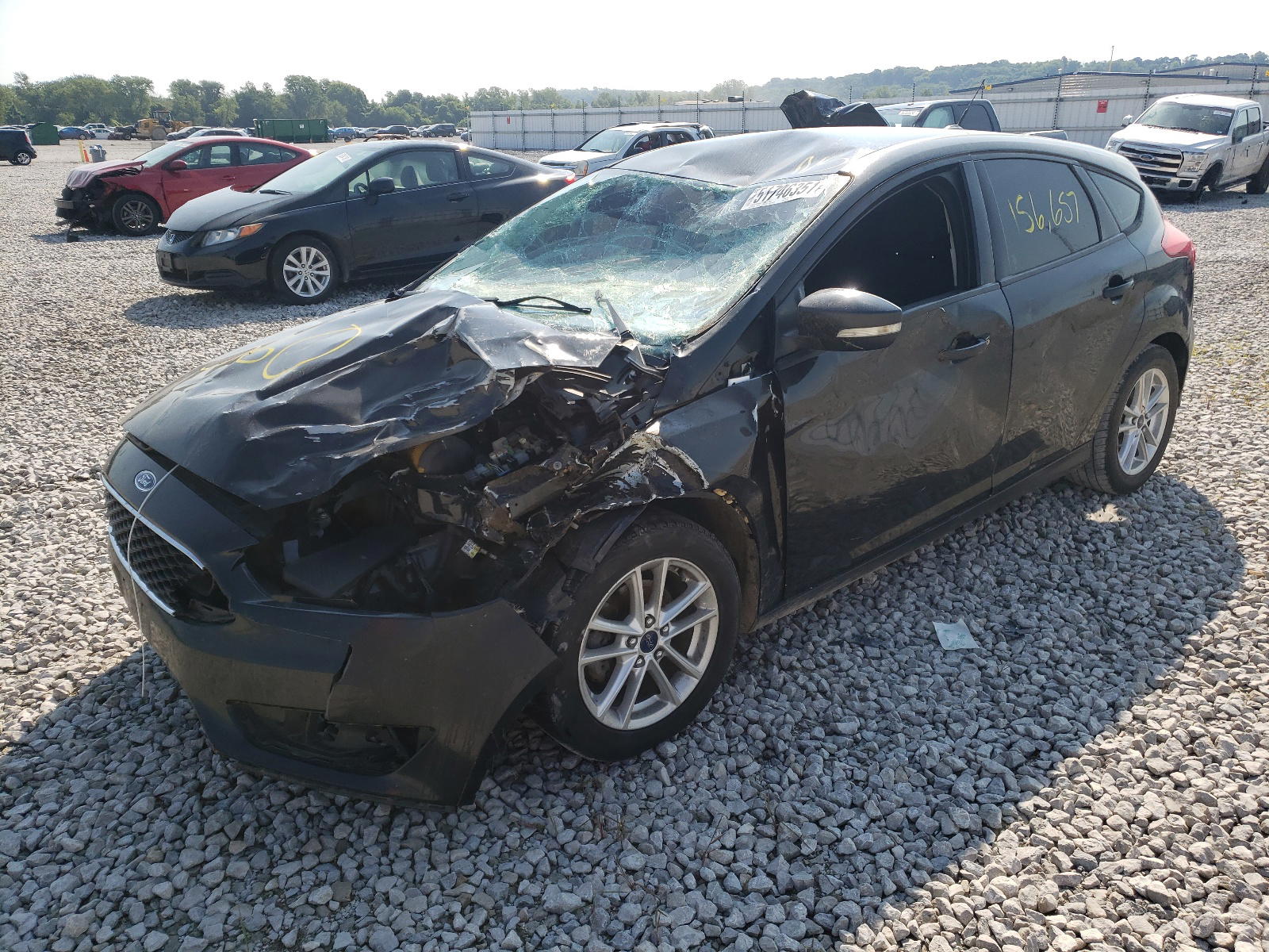 Photo 2 from auction – 2015 FORD FOCUS SE with VIN 1FADP3K24FL368756