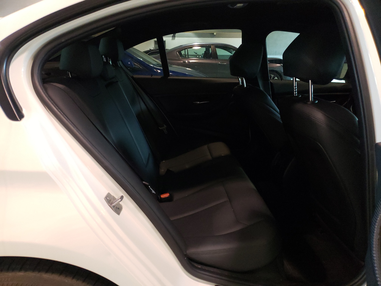 Photo 6 from auction – 2014 BMW 320 I XDRI with VIN WBA3C3C52EP662204