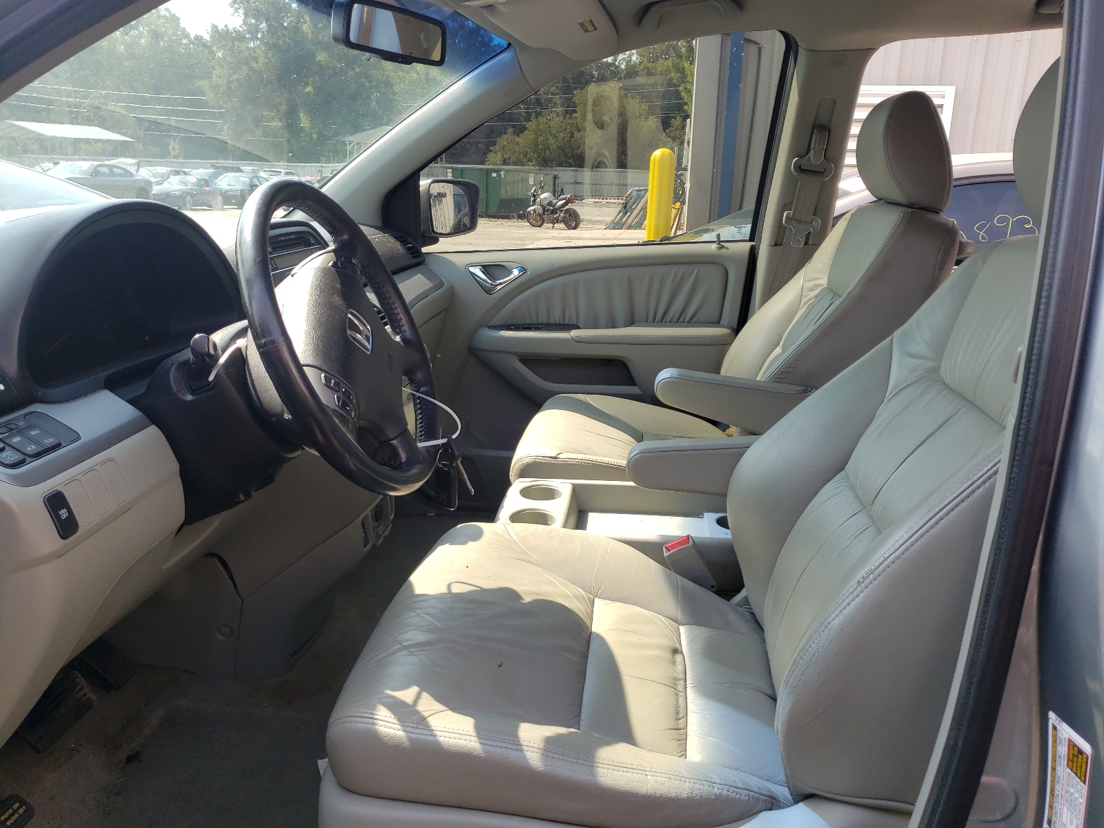 Photo 5 from auction – 2008 HONDA ODYSSEY EX with VIN 5FNRL38688B025833