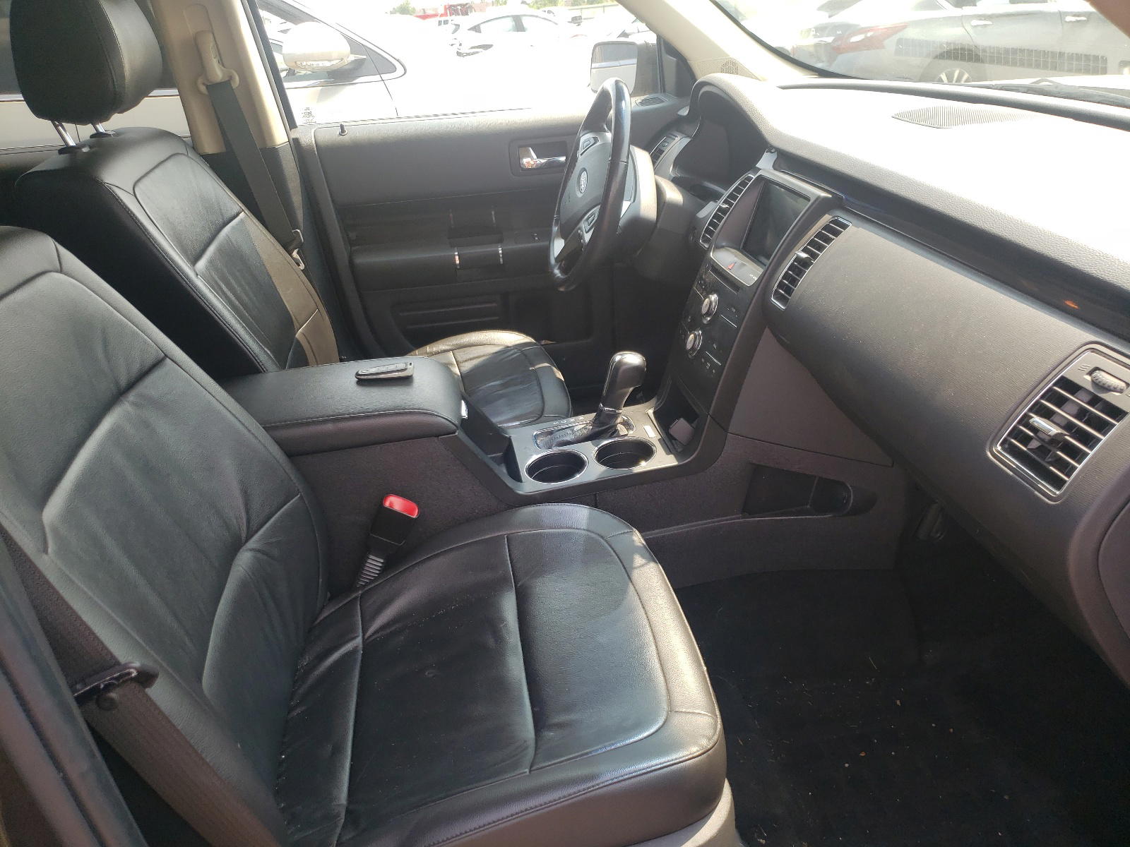 Photo 5 from auction – 2016 FORD FLEX with VIN 2FMHK6C88GBA11432