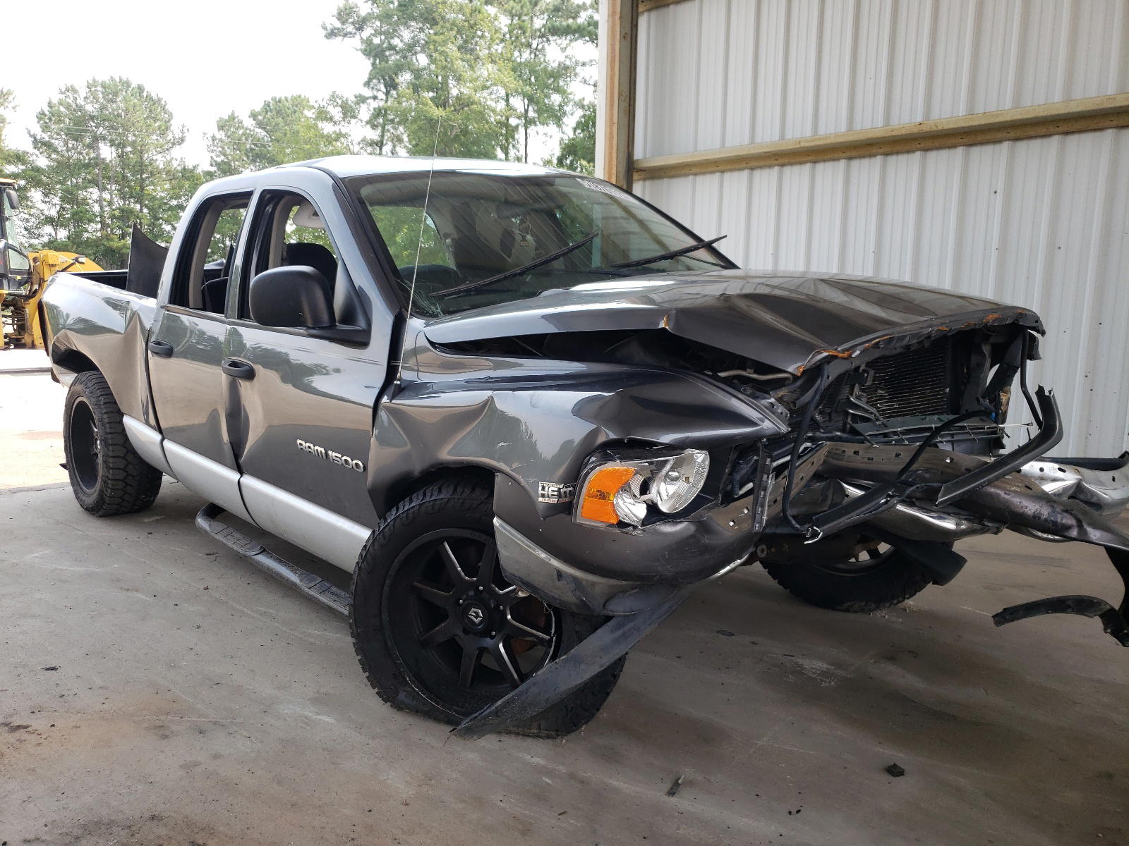 DODGE RAM 1500 S 2004 with VIN 1D7HA18D64S577662 - Photo from auction