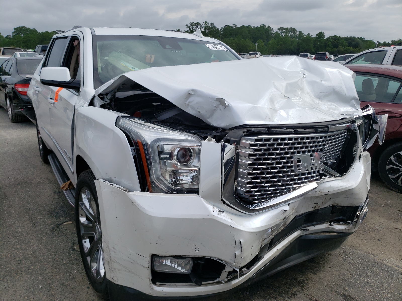 Photo 1 from auction – 2016 GMC YUKON DENA with VIN 1GKS1CKJ8GR297851