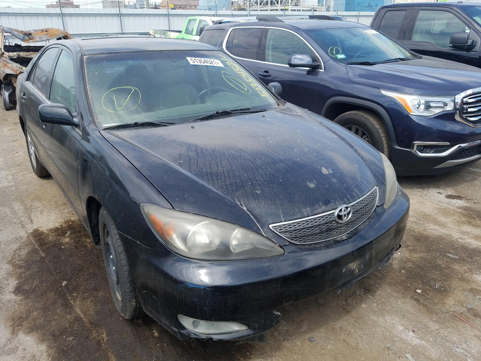 TOYOTA CAMRY LE 2002 with VIN JTDBF30K020039202 - Photo from auction